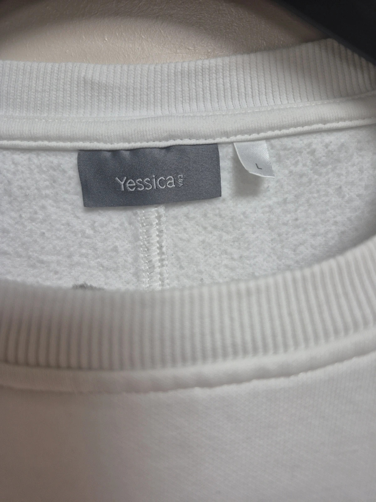 Sweat blanc Yessica taille L – Yessica – taille L / 40 / 12 2