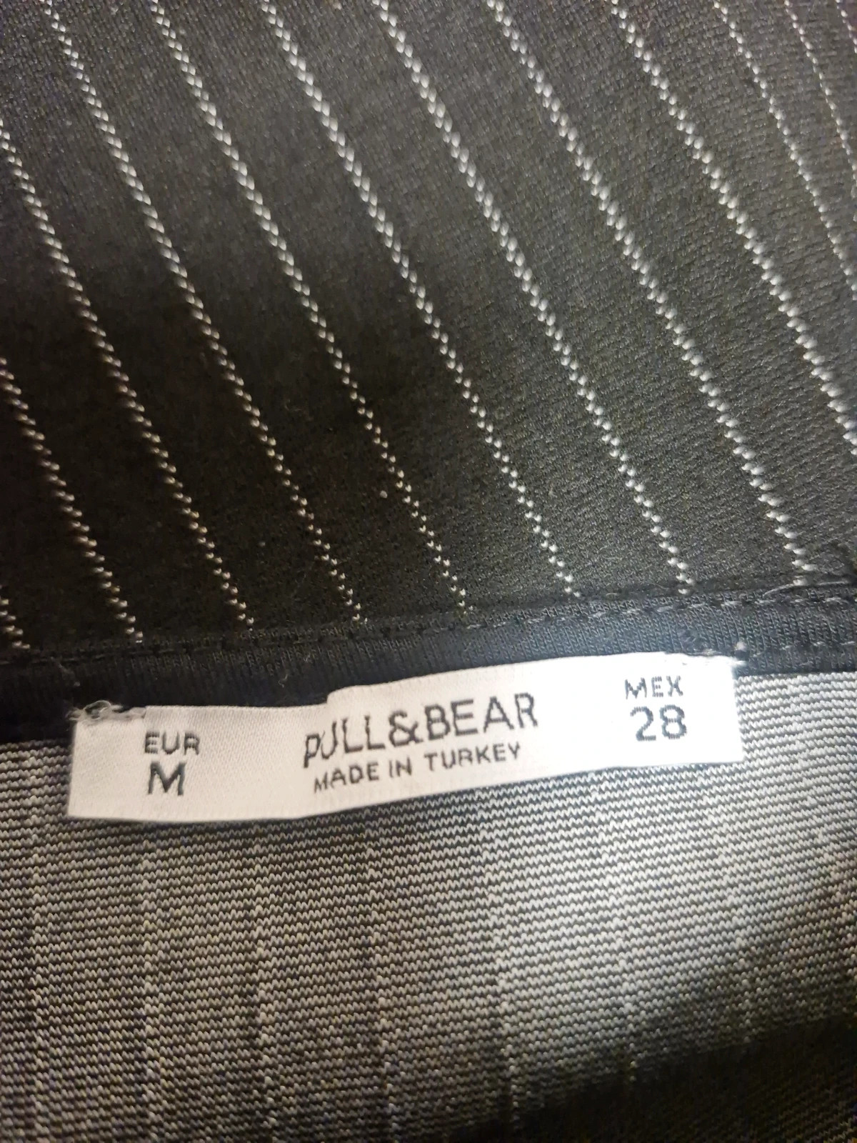Robe chasuble noir à rayures taille M – Pull & Bear – taille M / 38 / 10 5
