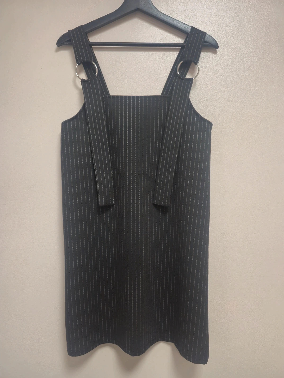 Robe chasuble noir à rayures taille M