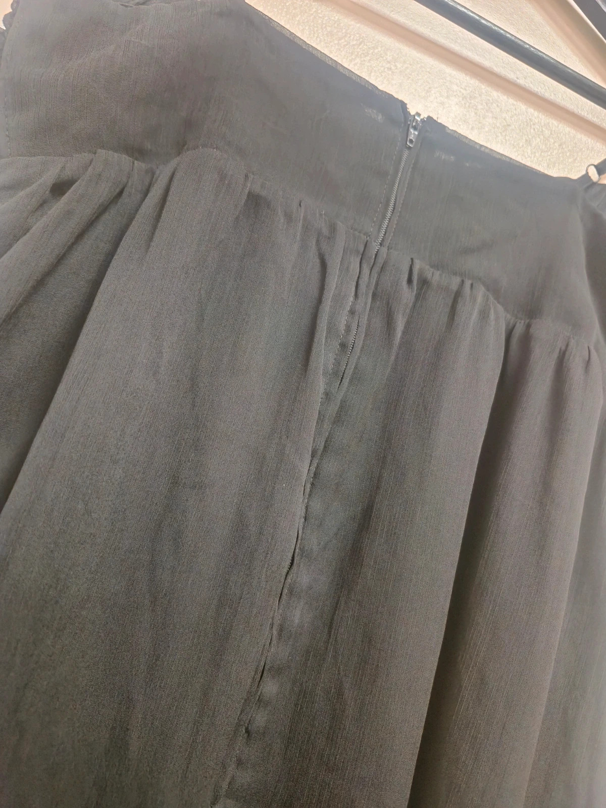 Petite robe noire fluide et drapée - taille 38 - K woman – K Woman – taille M / 38 / 10 3