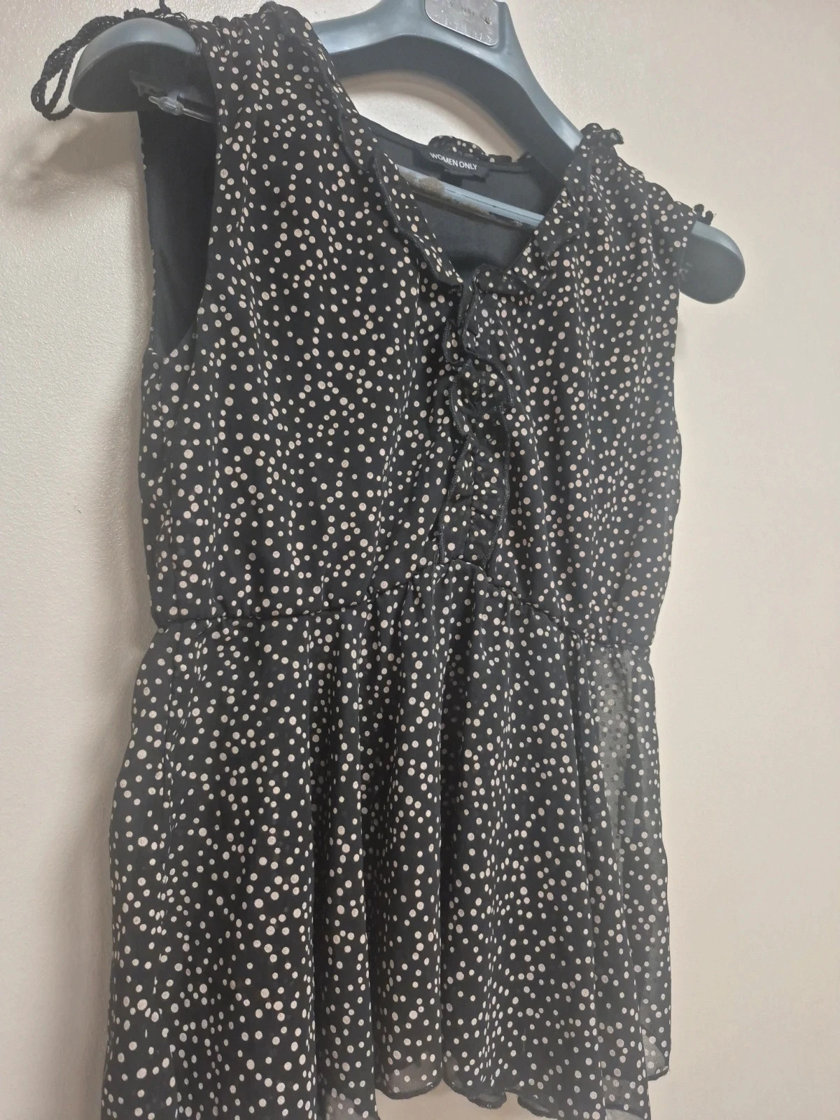 Haut noir à pois beige taille M – Women Only – taille M / 38 / 10