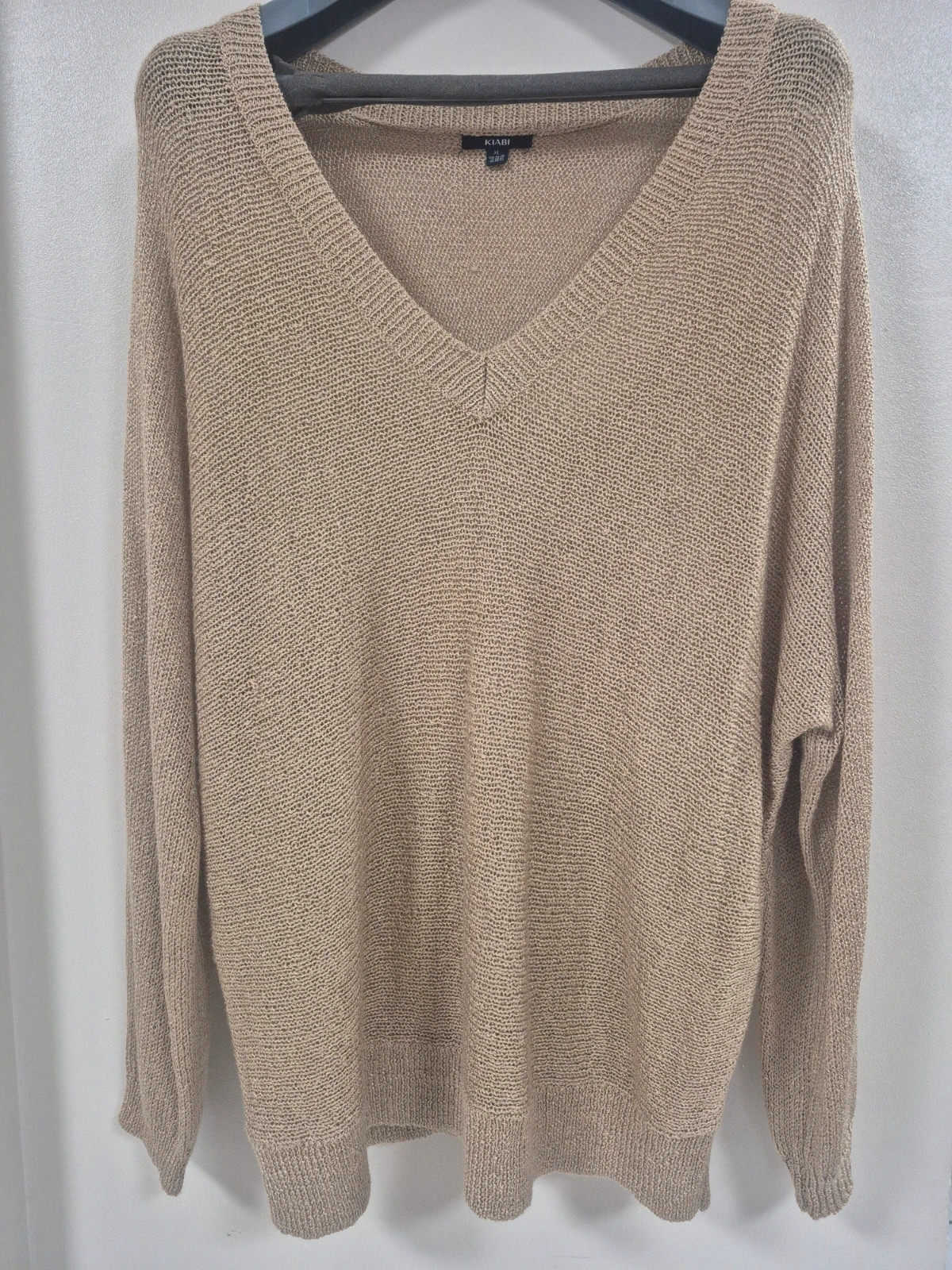 Haut doré – Kiabi – taille XL / 42 / 14
