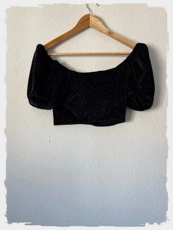 Crop top noir brillant Pull & Bear taille S