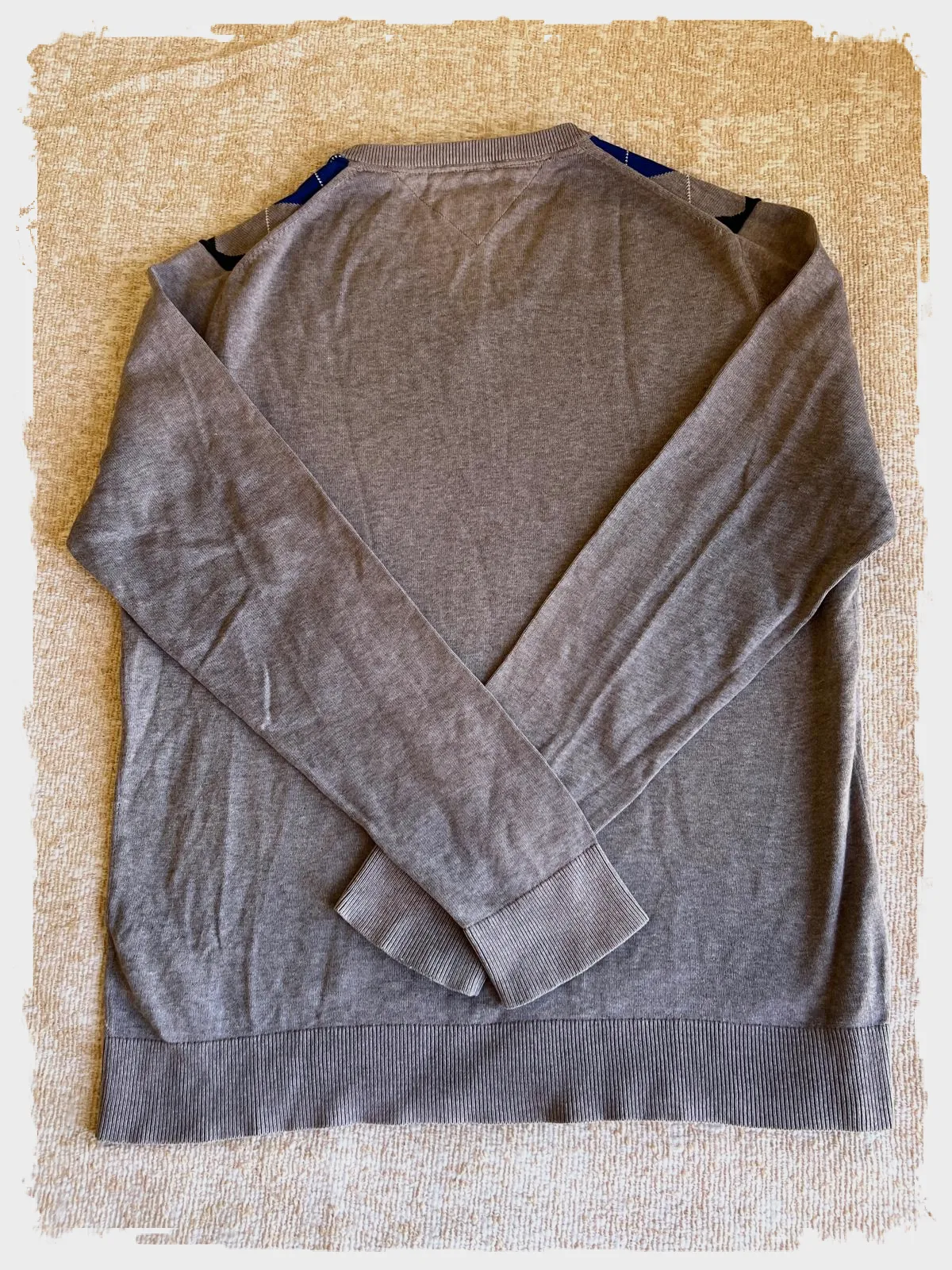Pull col V Tommy Hilfiger à losanges Argyle – Tommy Hilfiger – taille XL 3