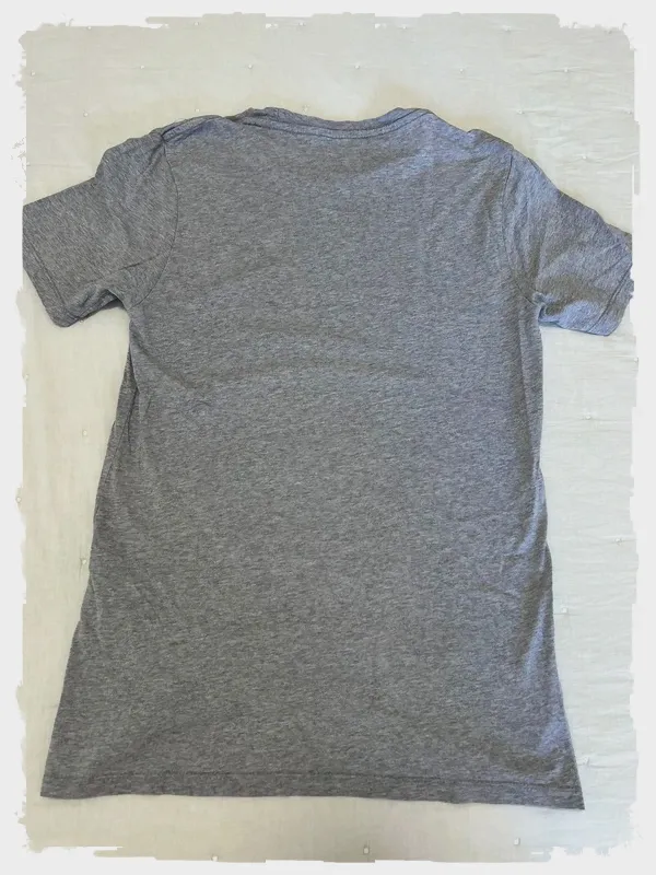 T-shirt Levi's gris avec logo batwing rouge – Levi's – taille XS 2