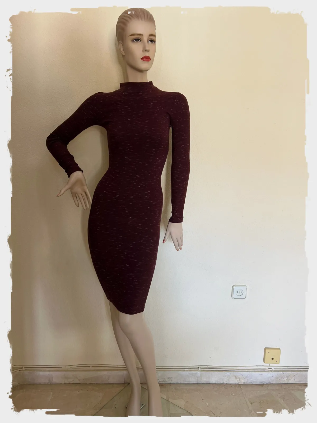 Robe moulante mi-longue bordeaux chiné – Pull & Bear – taille S 3