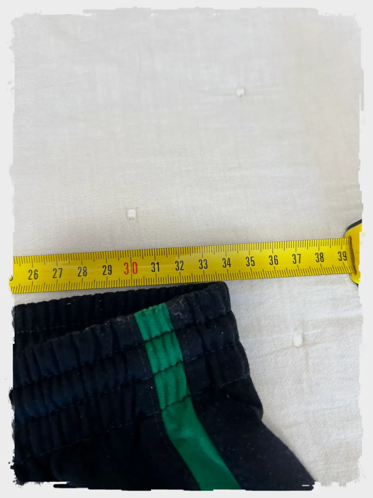 Pantalon Nike noir bande verte - Taille M – Nike – taille M 5