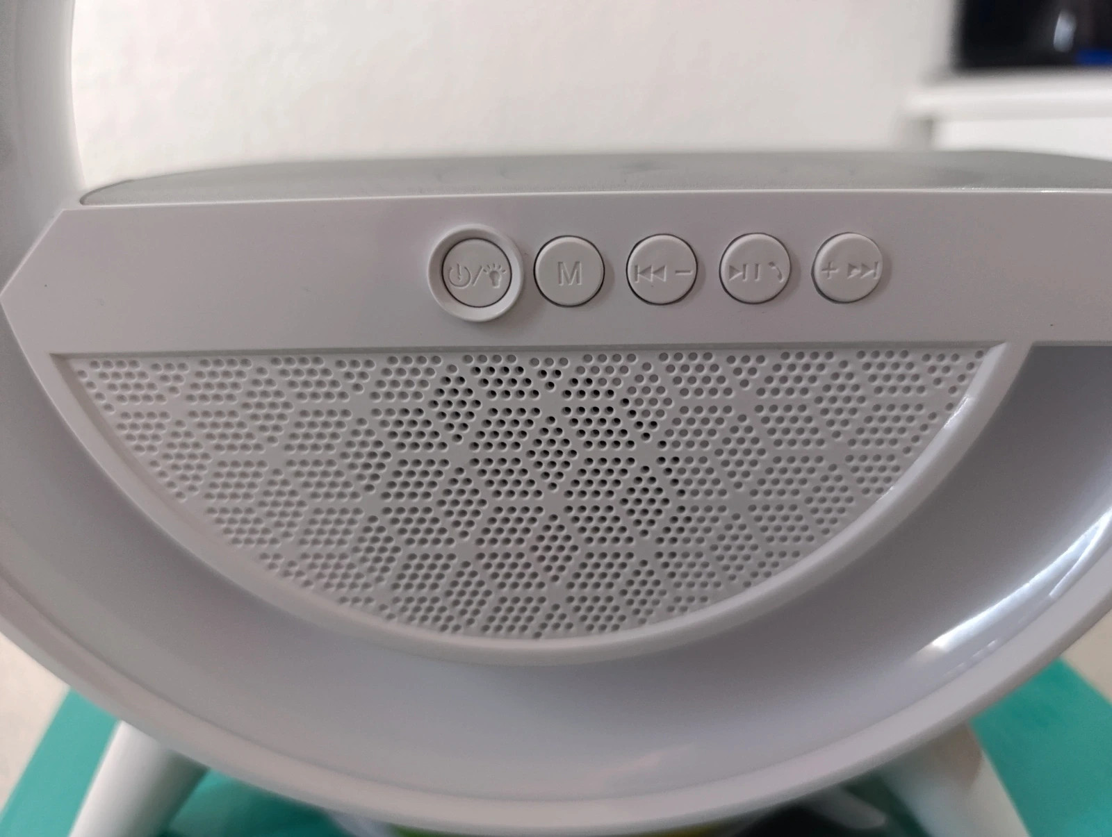 Lámpara LED G Bluetooth Carga Inalámbrica Radio FM Altavoz – led wireless 3