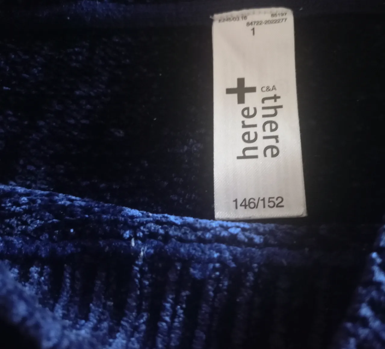 Jersey hilo terciopelo  – C&A – taille 10 años 4