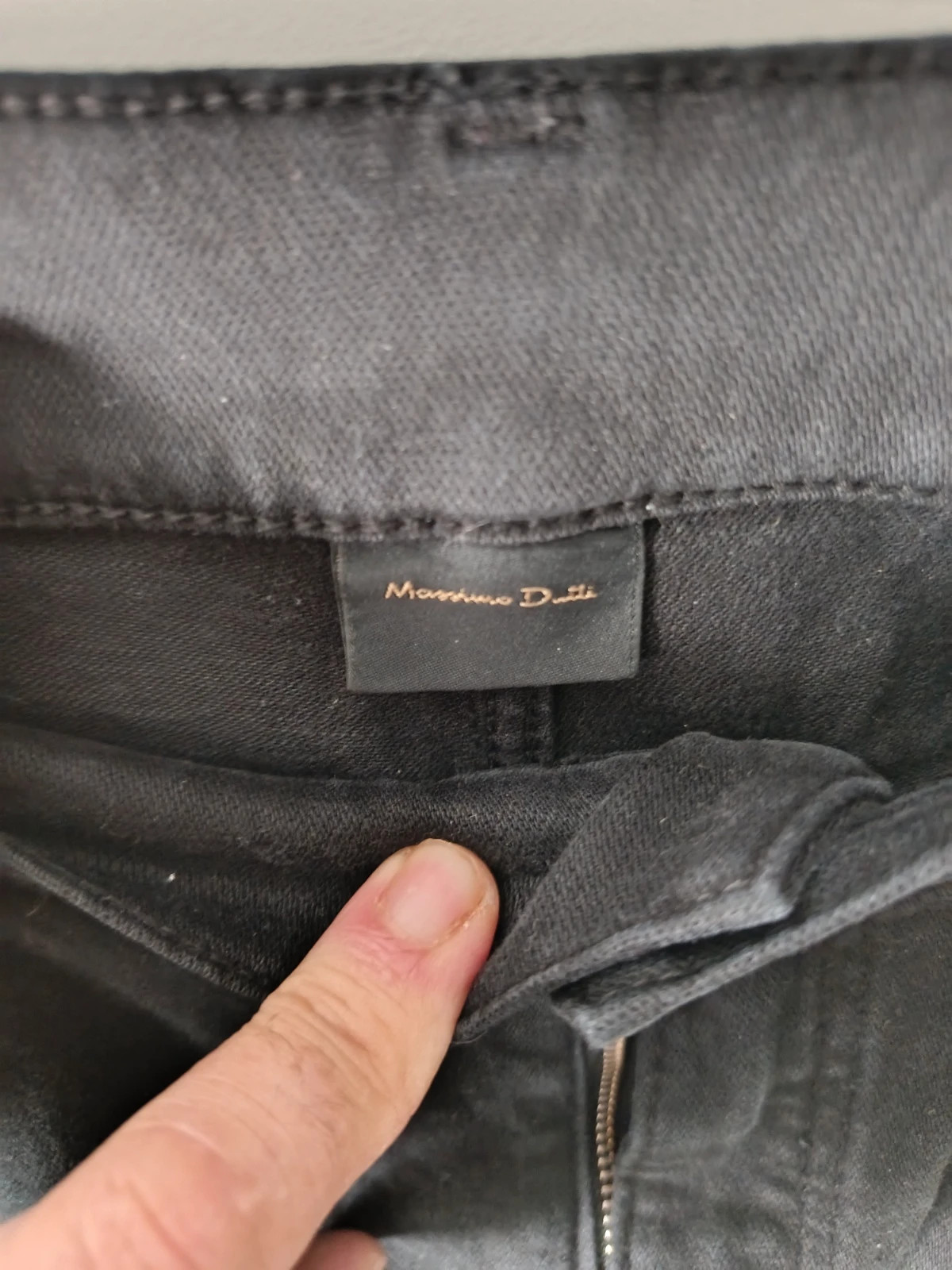 💛Je vends ce jean noir de la marque Massimo Dutti💛 – Massimo Dutti – taille M / 38 / 10 3