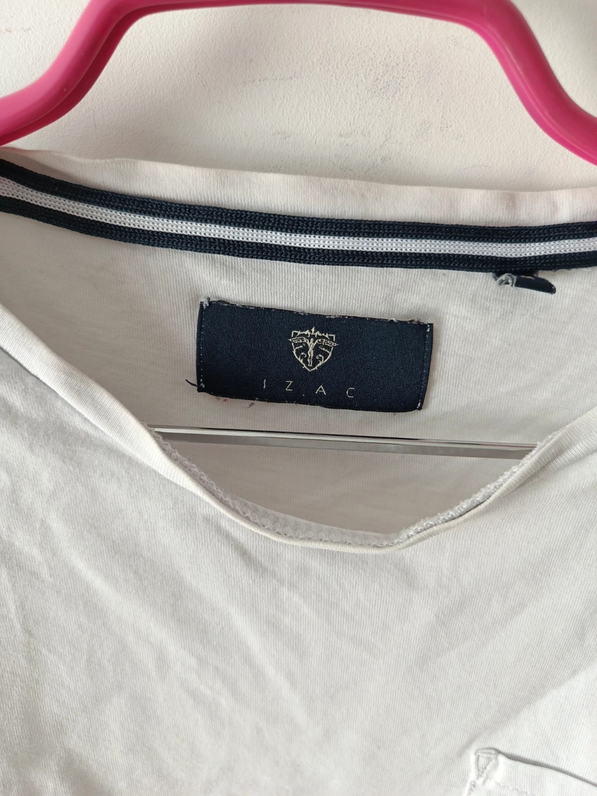 💛Je vends ce t-shirt blanc de la marque Izac💛 – IZAC – taille M 3