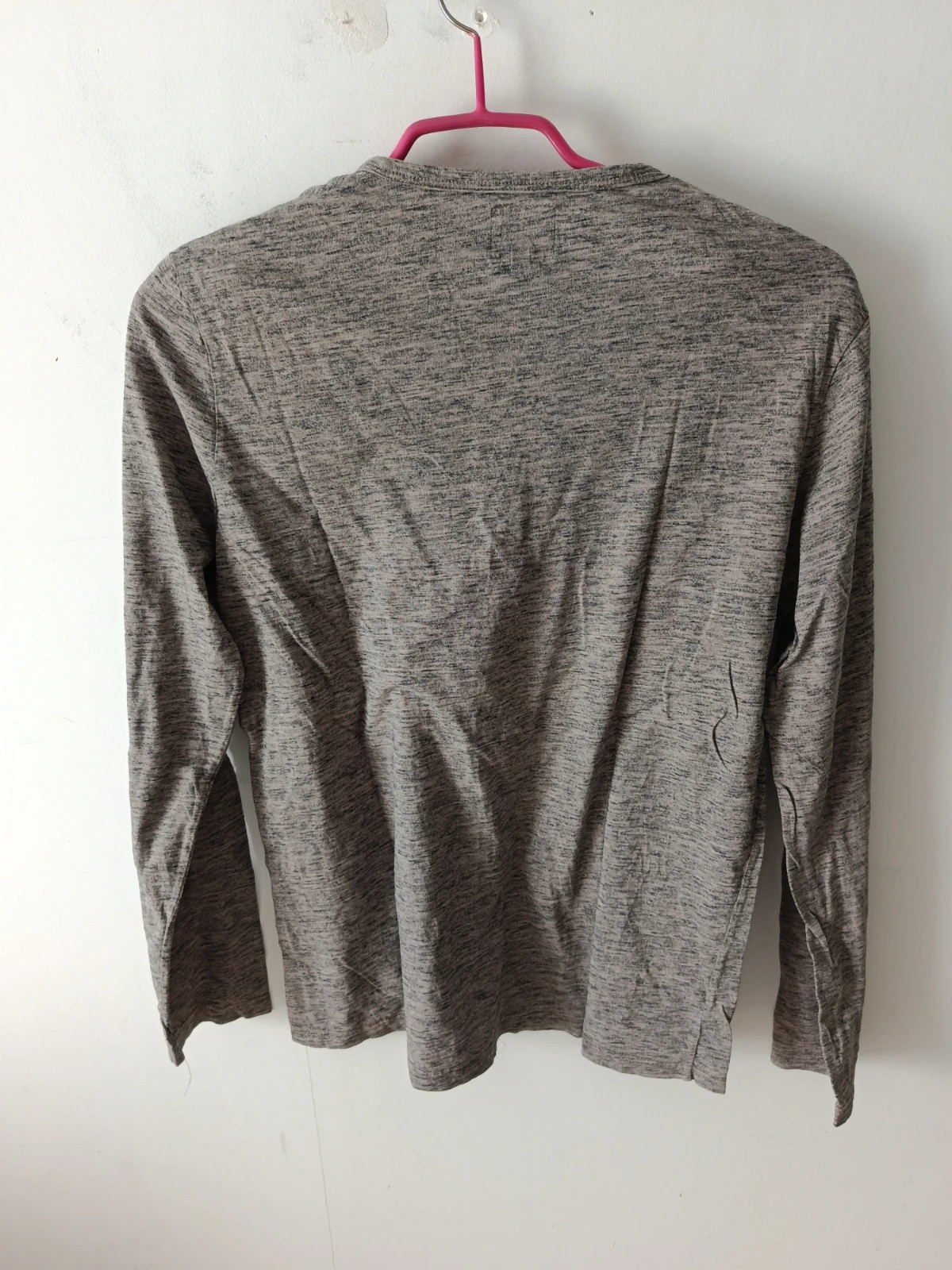 💛Je vends ce t-shirt à manches longues de la marque Olly Gan💛 – Olly – taille M 2