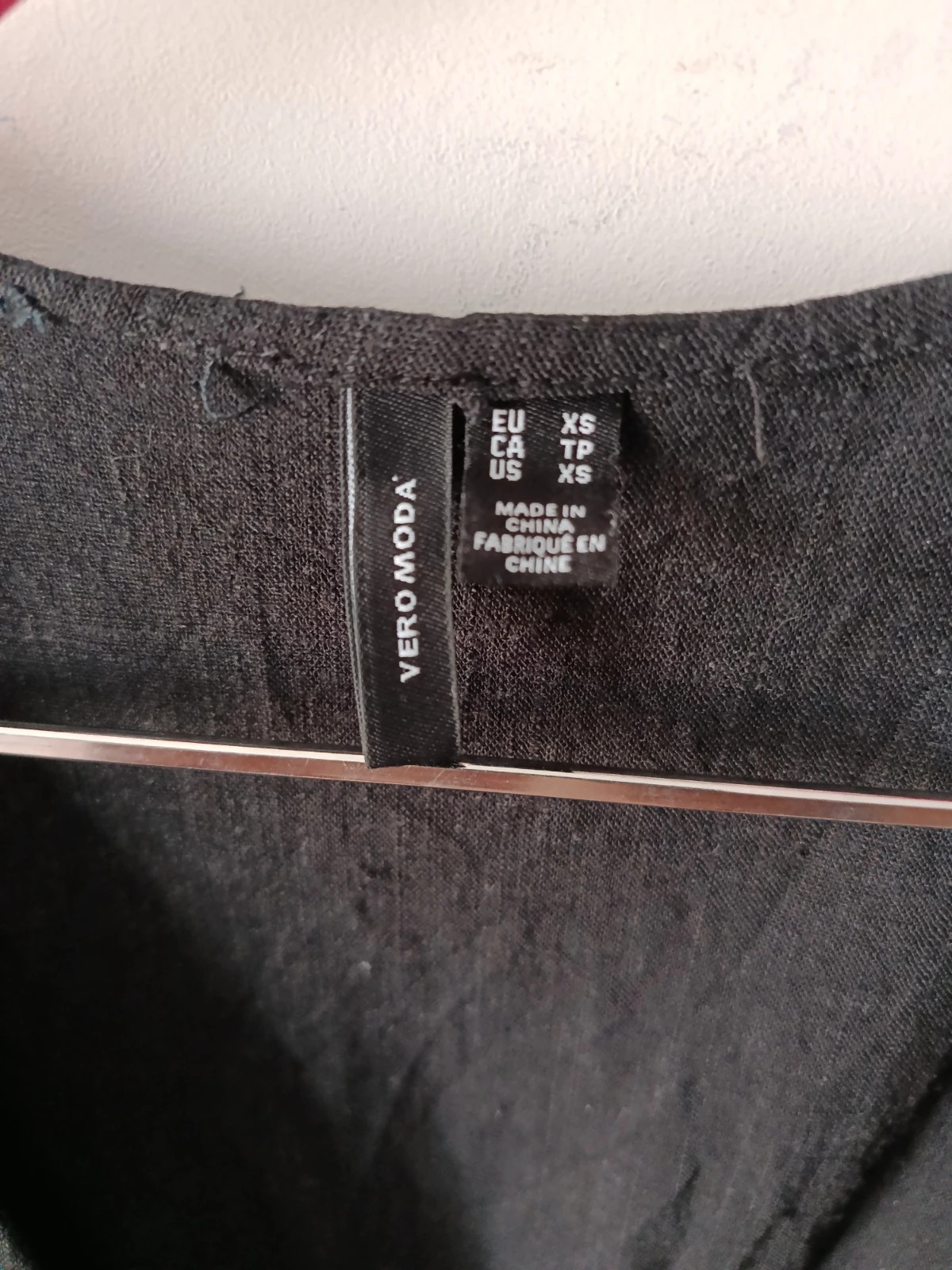 🧡Je vends ce joli cardigan noir de la marque Vero Moda🧡 – Vero Moda – taille XS / 34 / 6 3