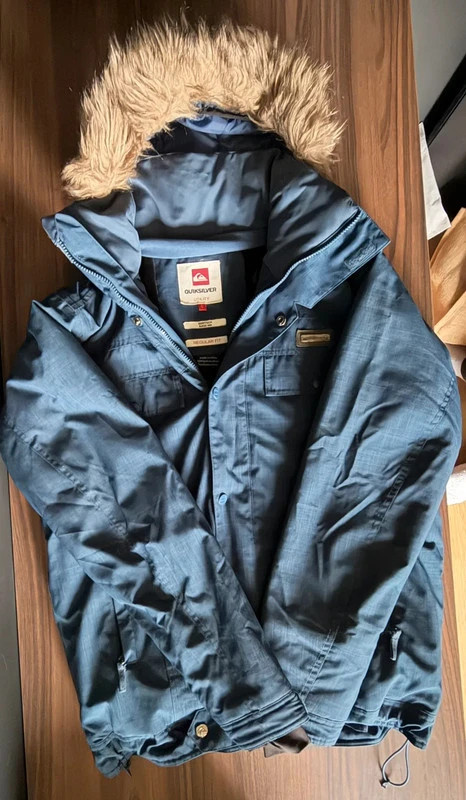 Manteau parka de ski Quiksilver Quiktech 8000mm bleu indigo fourrure taille S – Quiksilver – taille S