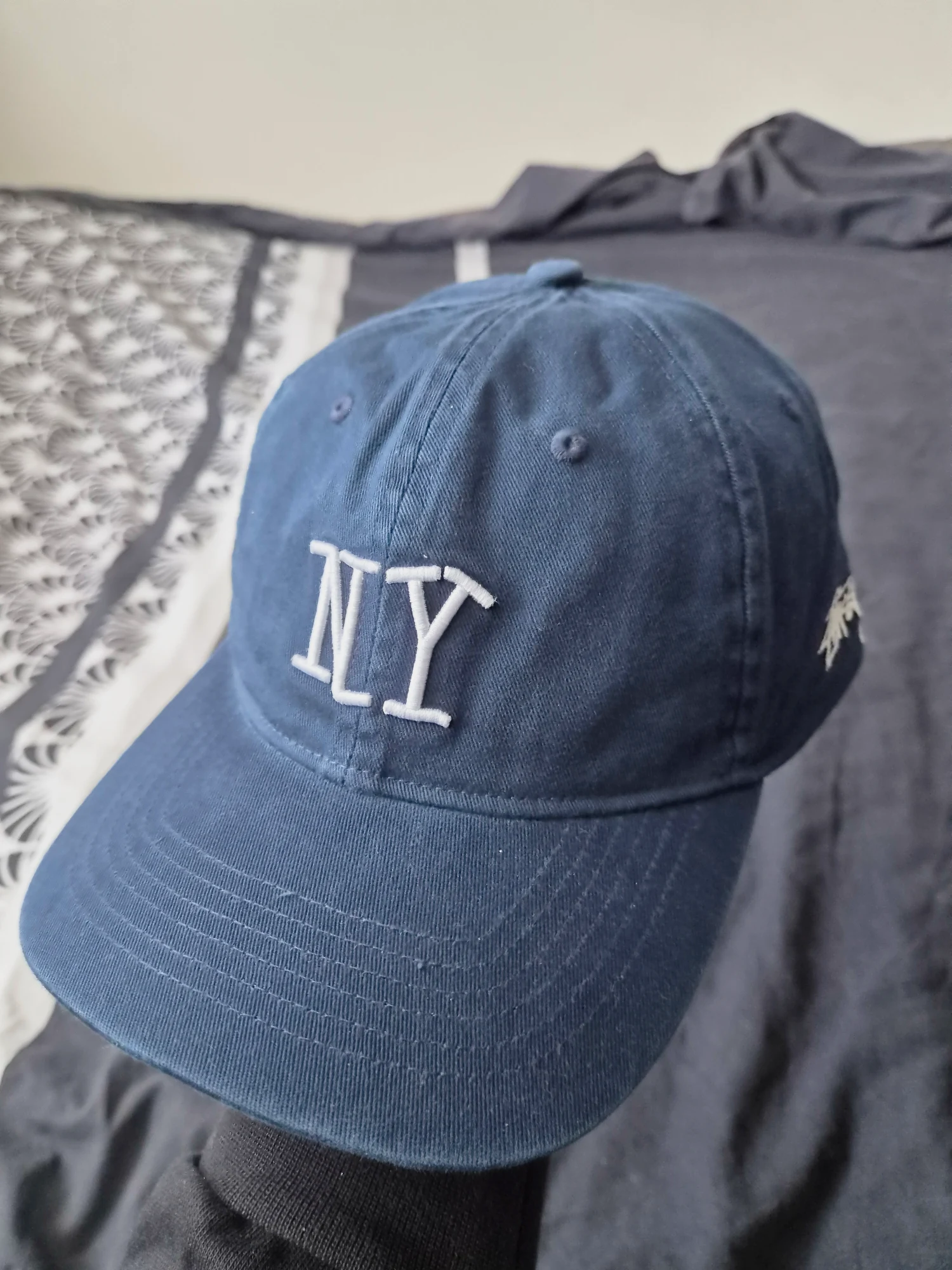 Casquette Stussy bleu marine NY brodée