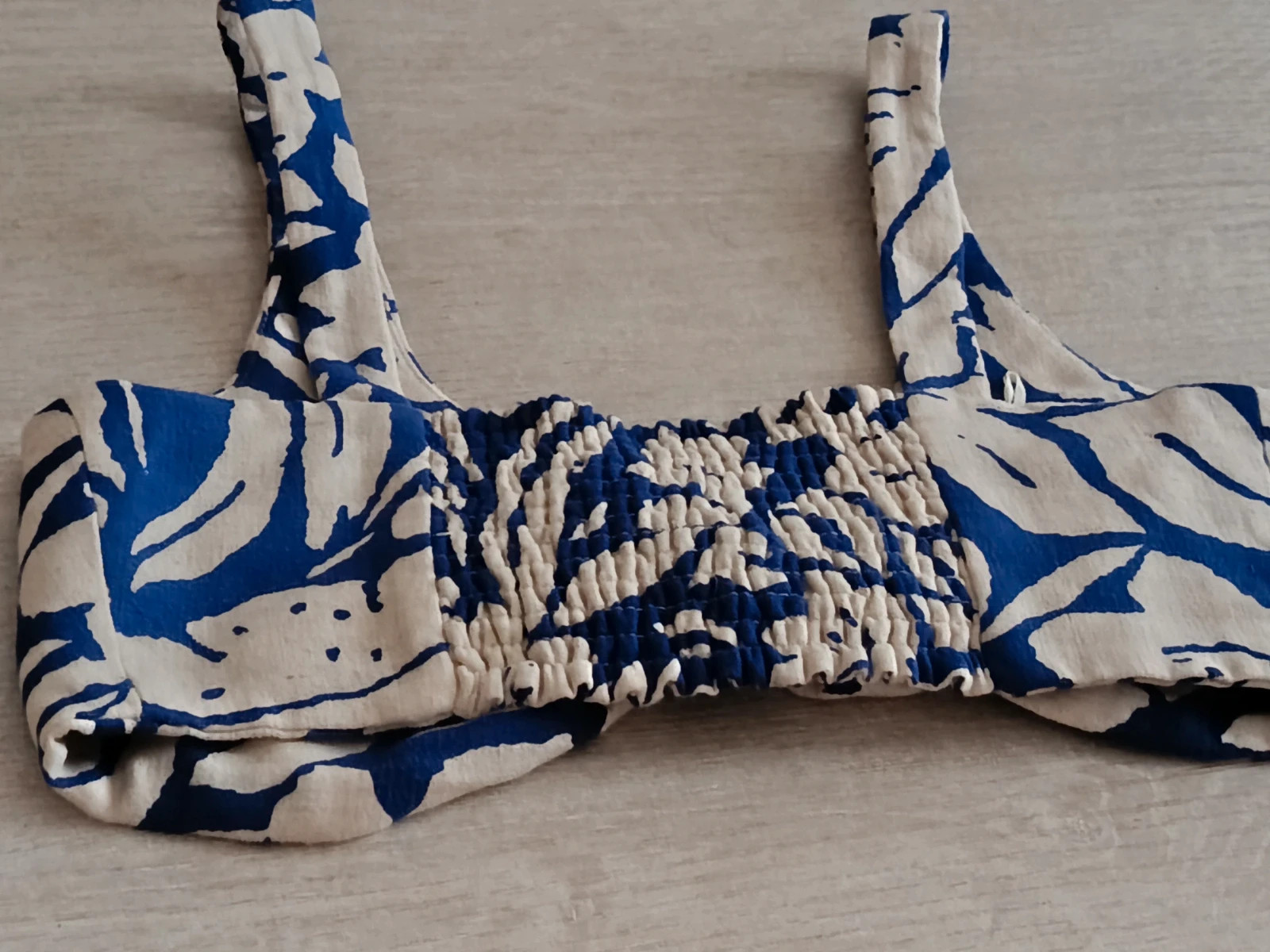 Top corto de lino Oysho con estampado floral azul y beige🔥🔥 – Oysho – taille M / 38 / 10 5