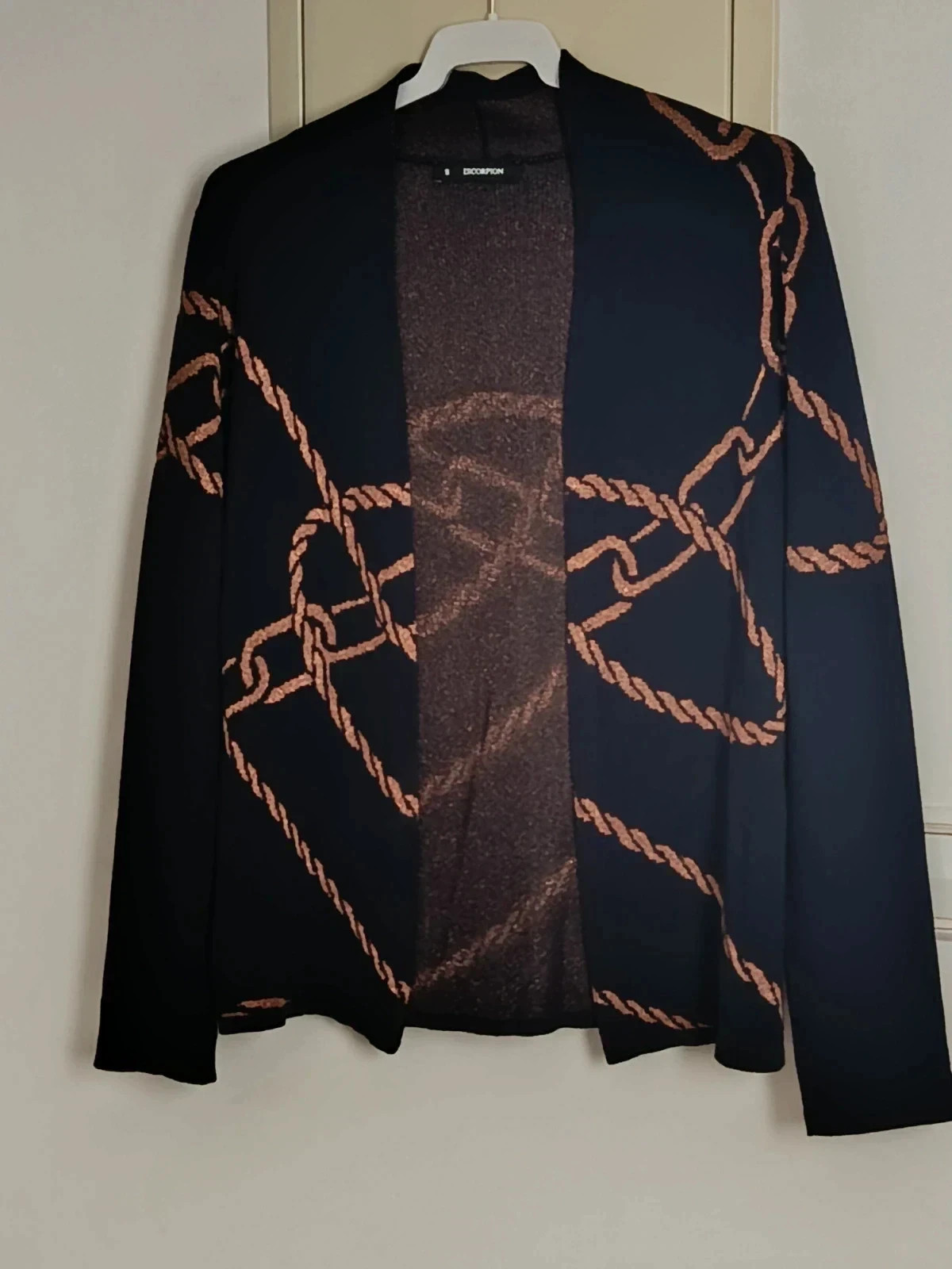Precioso cardigan de la marca Escorpion🔥🔥