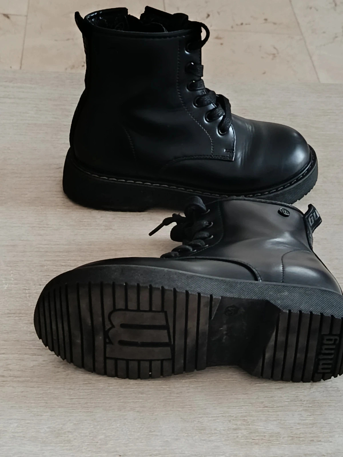 Botines Militares Negros MTNG 🔥🔥 – Mustang – taille 34 5