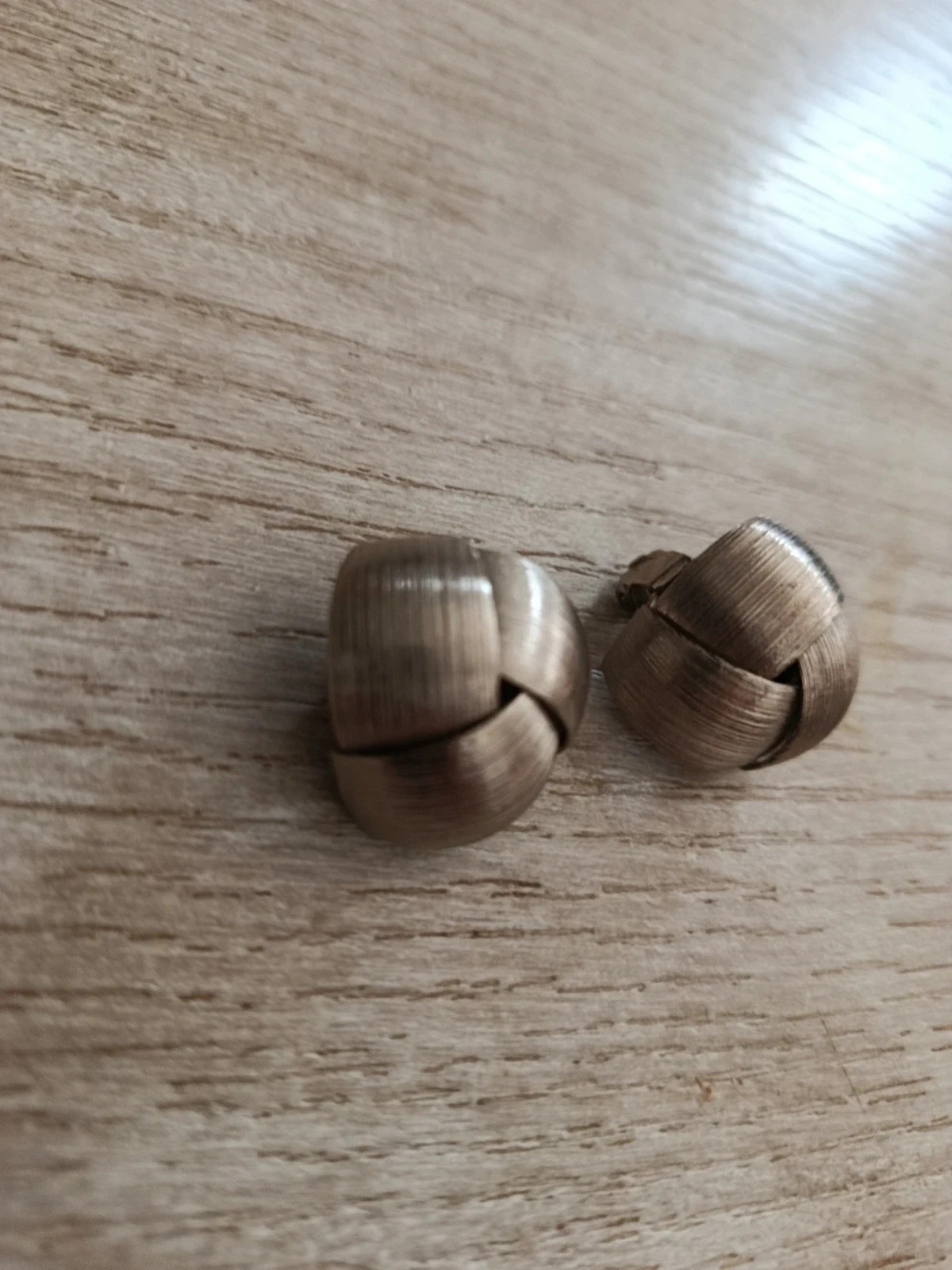 Pendientes vintage de clip - Diseño de nudo satinado plateado🔥🔥 2