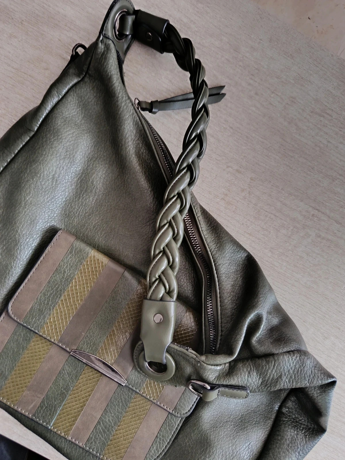 Bolso Hobo Verde Oliva – Estilo & Versatilidad🔥🔥 4