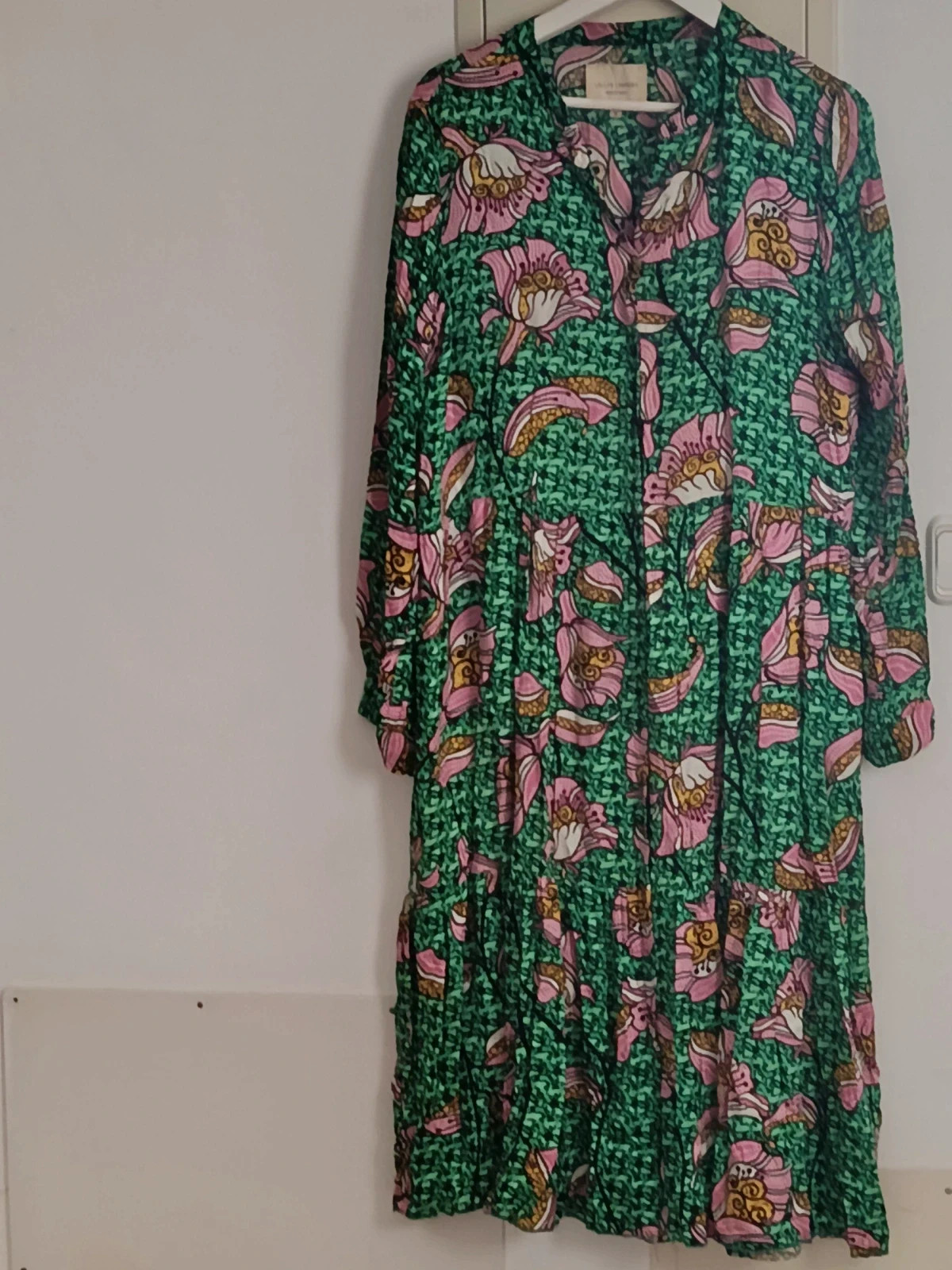 Vestido largo Kaia de Lollys Laundry Talla M oversize 🔥🔥