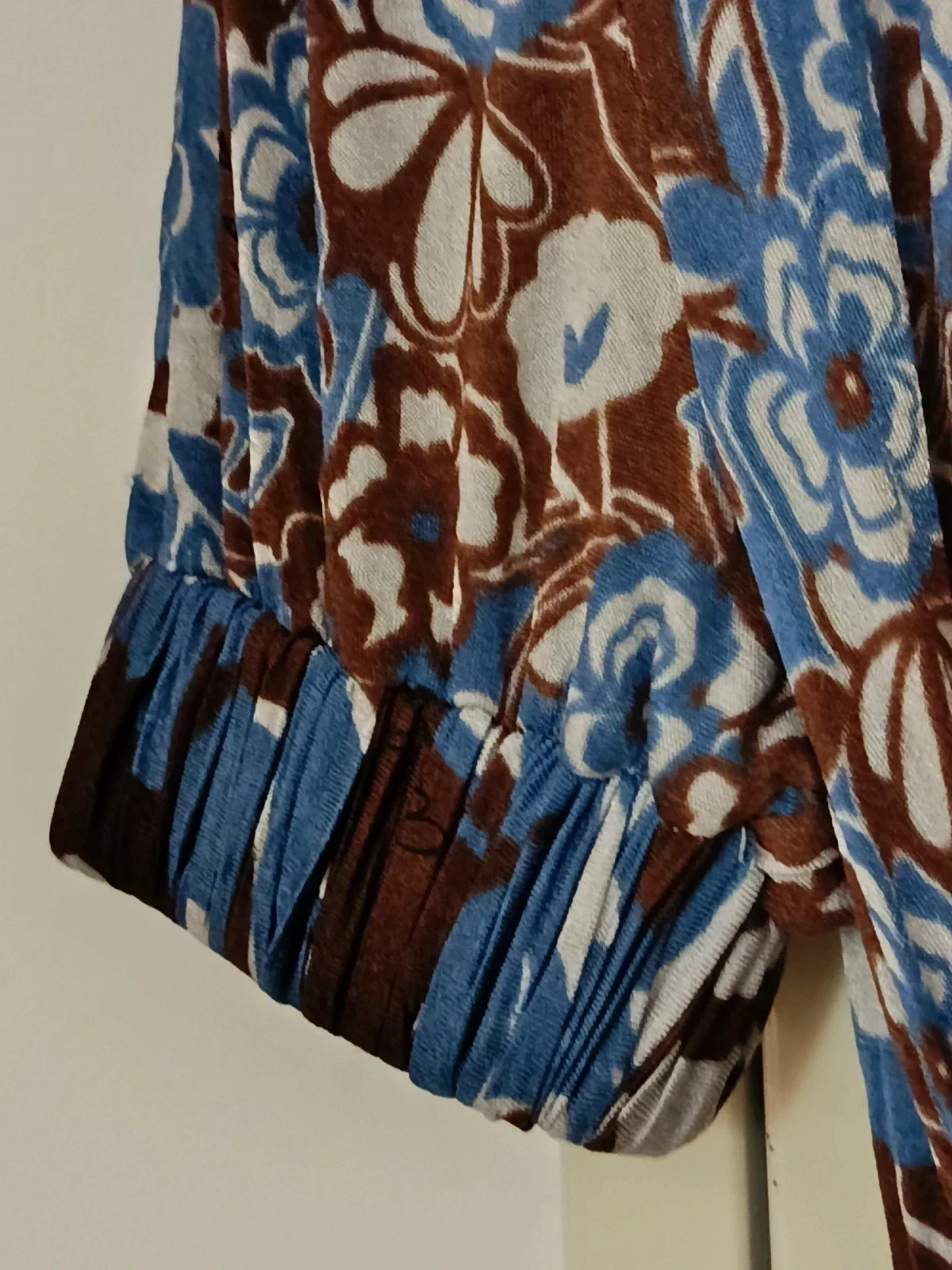 Blusa Italiana Atos Lombardini - Estampado Floral Retro🔥🔥 – Atos Lombardini – taille S / 36 / 8 5