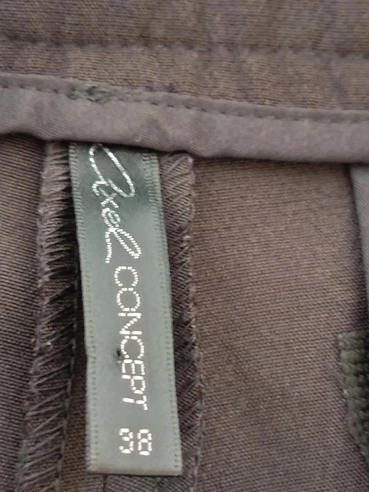 Pantalón Negro de Diseño Cruzado y Ojal Metálico🔥🔥 – Axel Concept – taille M / 38 / 10 5