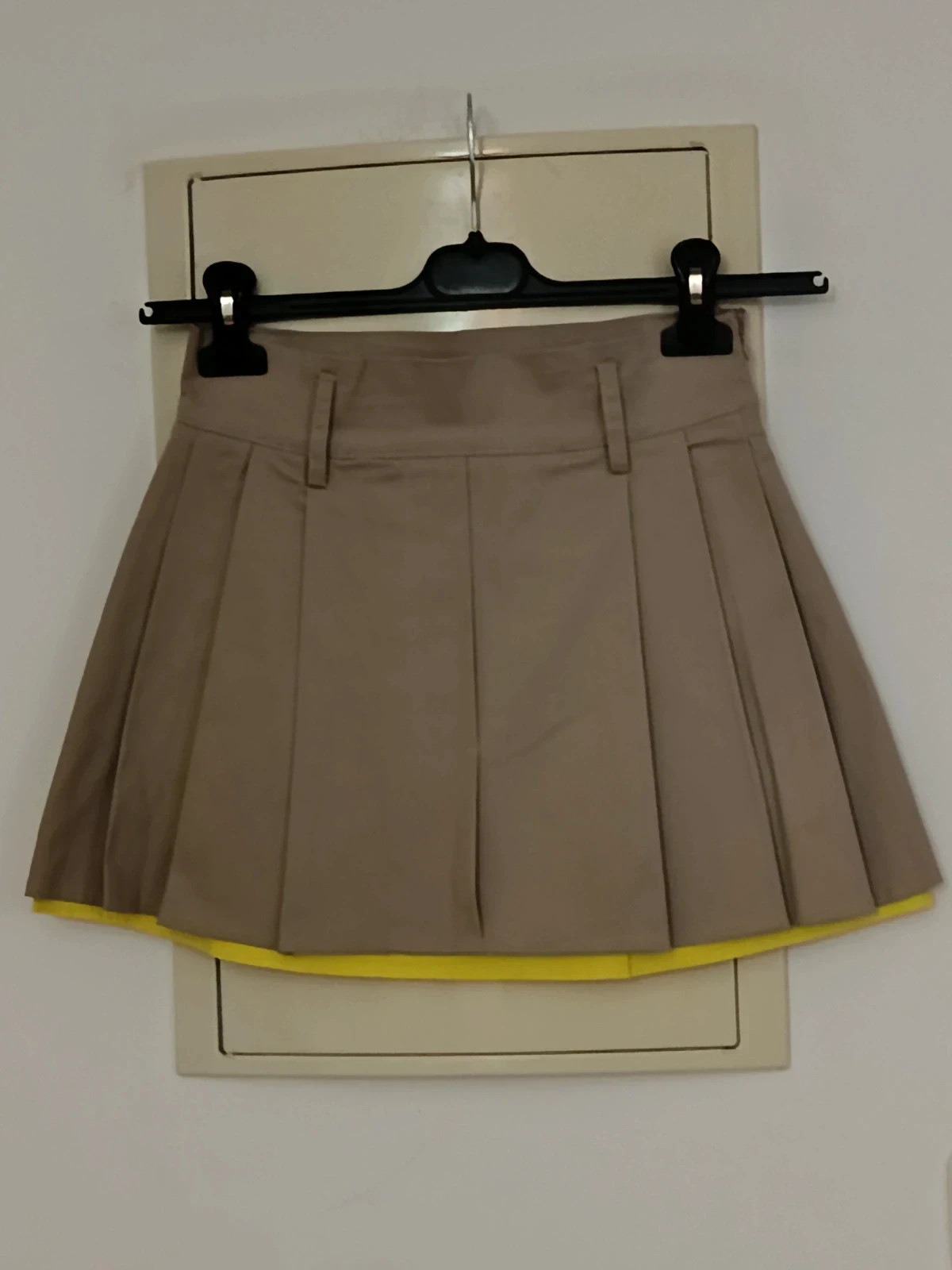 Preciosa falda Alcott XS🔥🔥