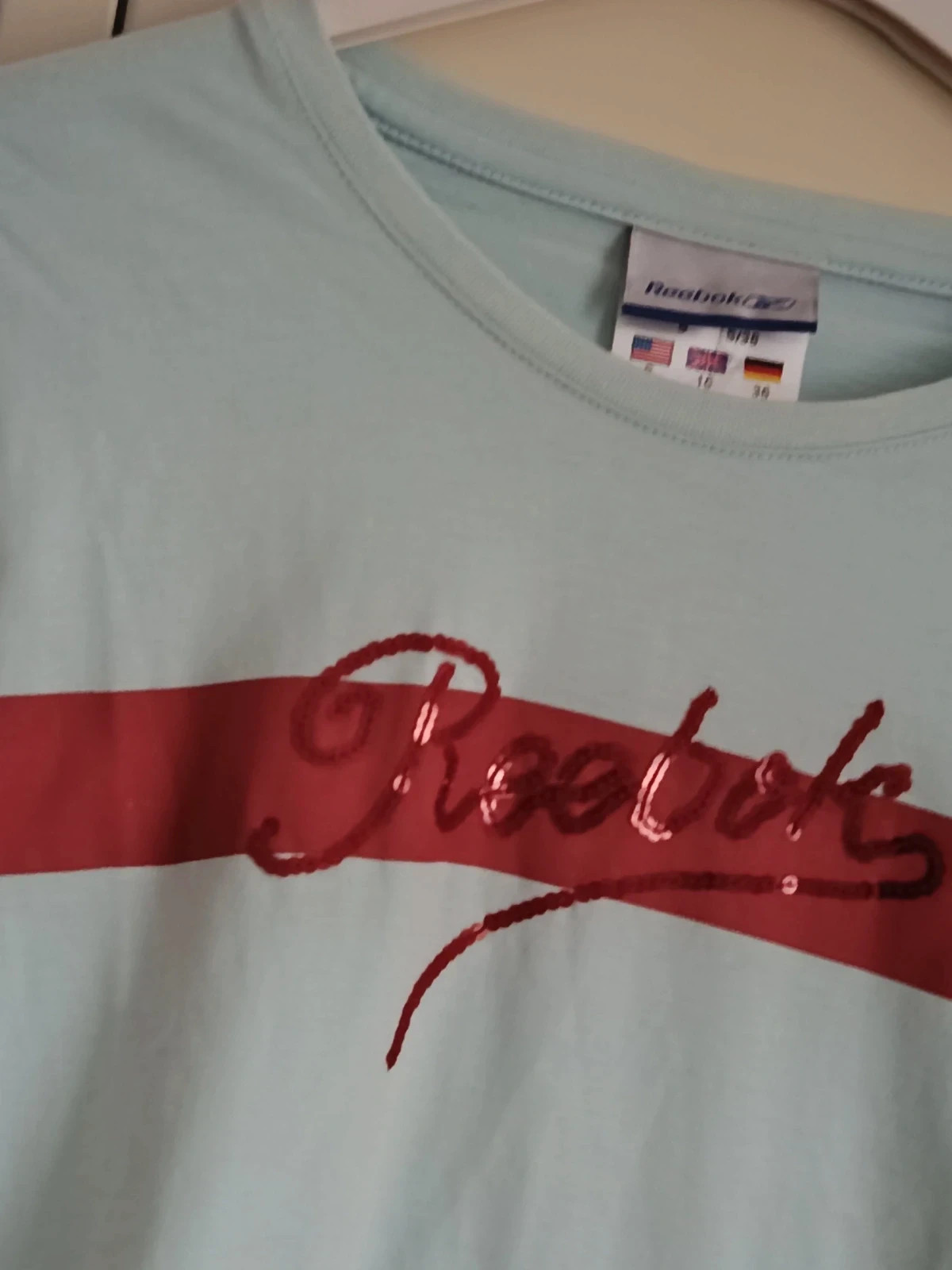 Camiseta Reebok Vintage Y2K con Lentejuelas 🔥🔥 totalmente original – Reebok – taille S / 36 / 8 2