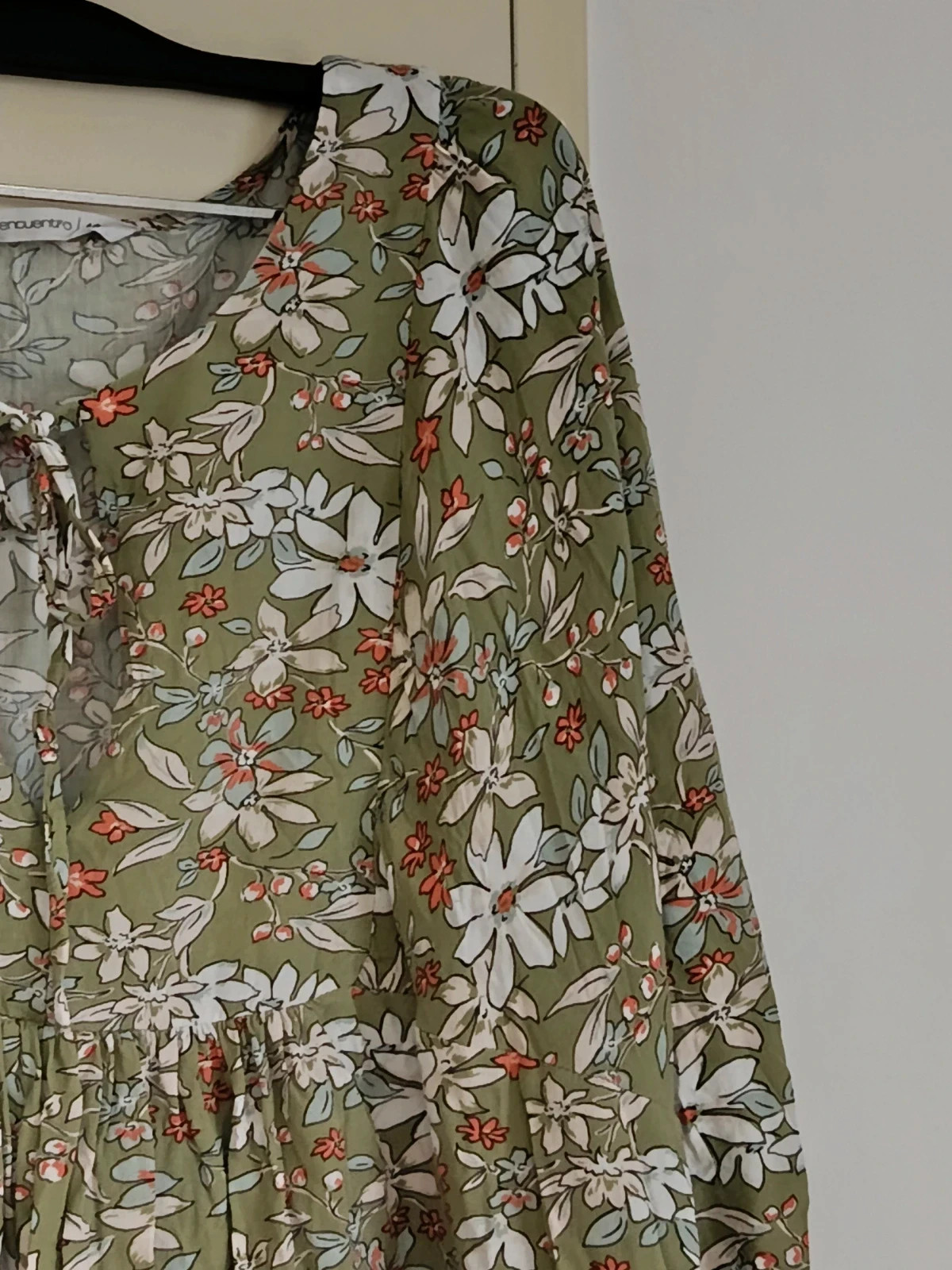 Camisola fluida de flores talla 40🔥🔥 – Encuentro – taille L / 40 / 12 2
