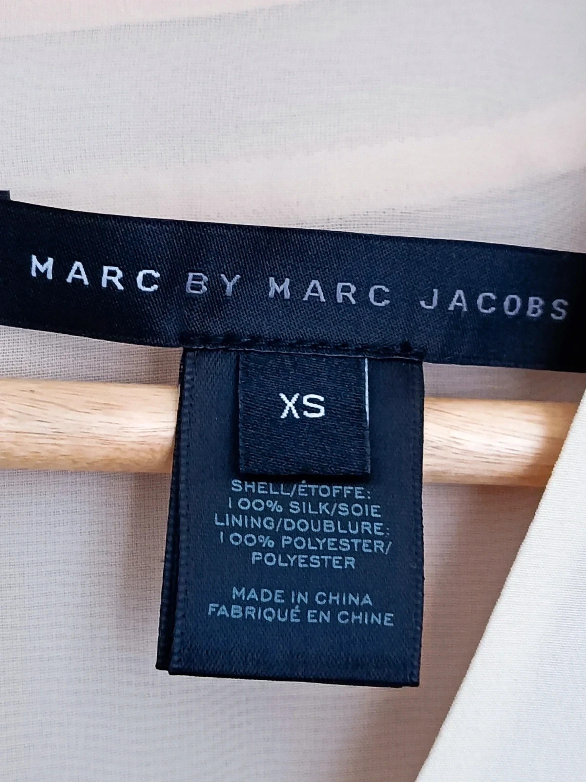 Blusa de Seda Marc by Marc Jacobs Detalles Joya Talla XS🔥🔥 – Marc Jacobs – taille XS / 34 / 6 3
