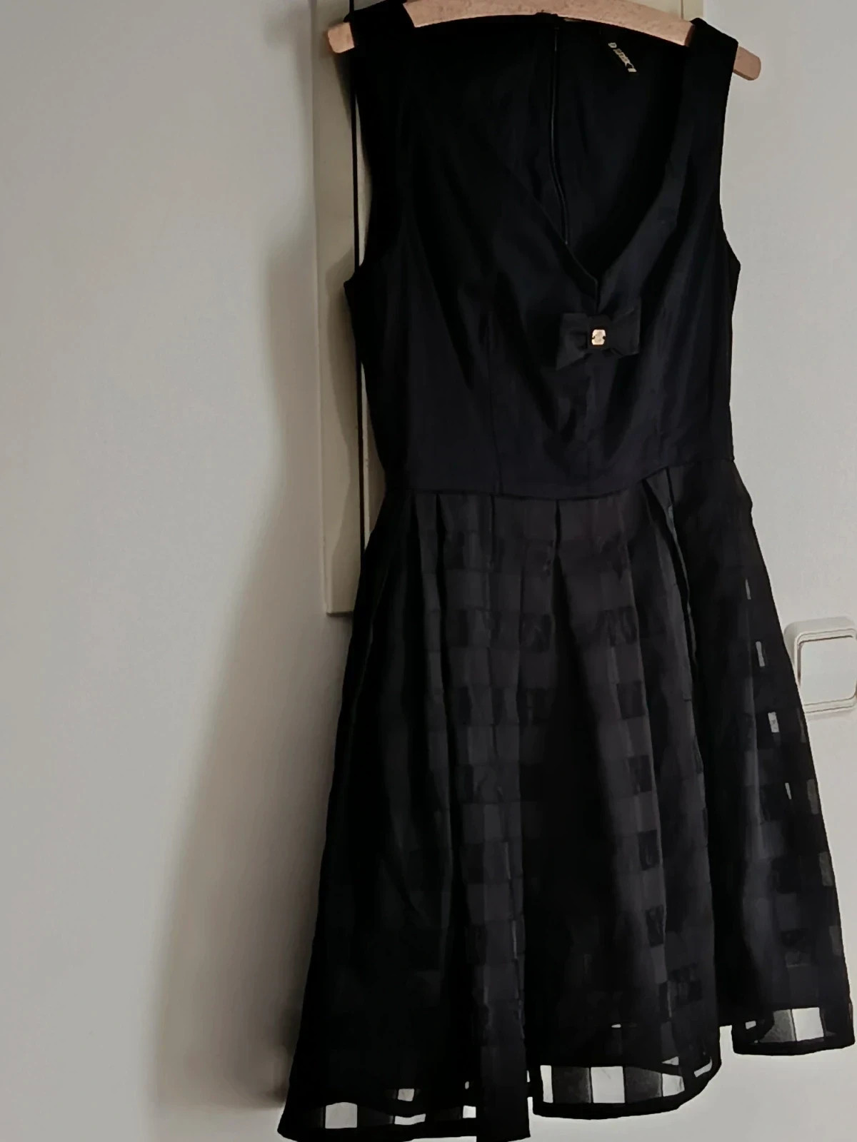 Vestido Lunatic Italia - Negro Elegante con Falda Estructurada🔥🔥 – Lunatic – taille M / 38 / 10