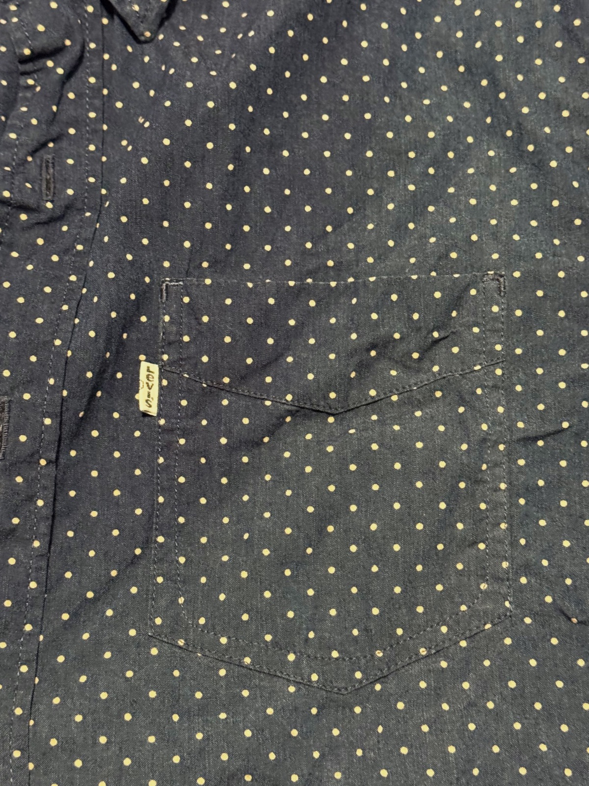 Chemise Levi's bleu marine à pois beige taille M manches longues coton – Levi's – taille M 4