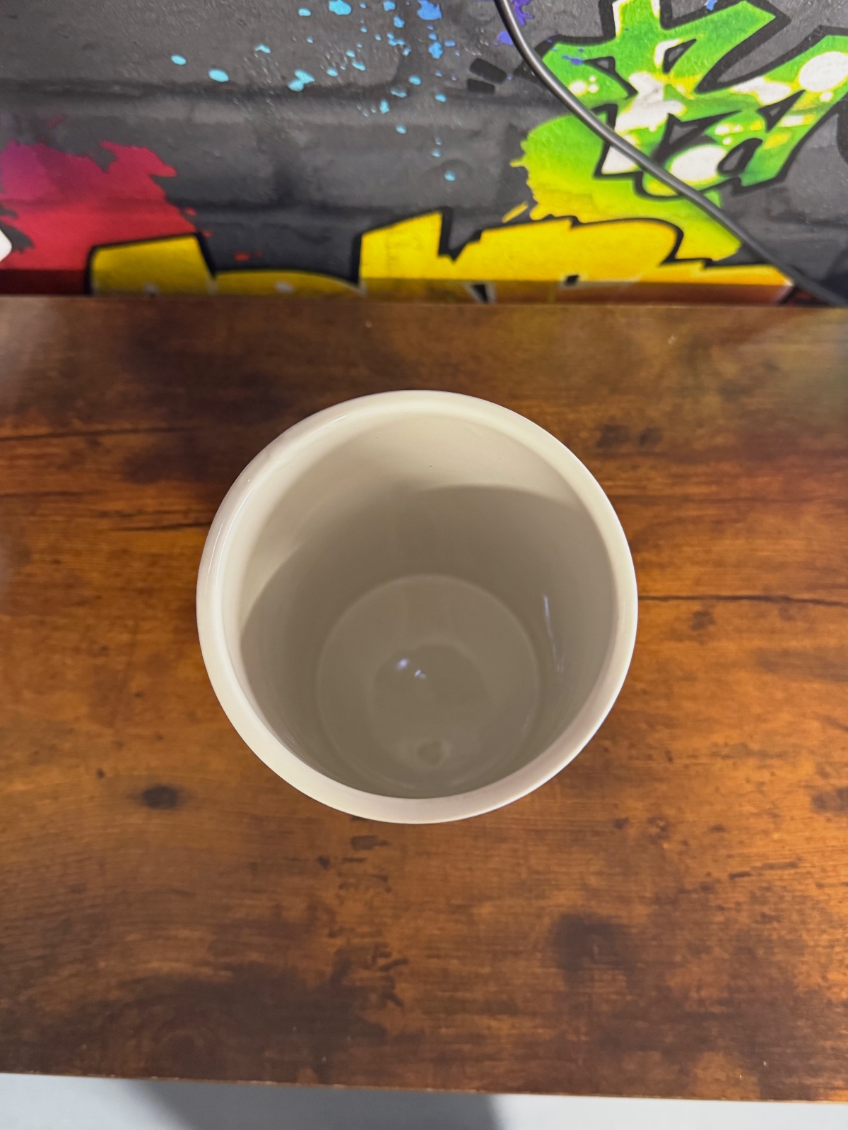 Vase en céramique à rayures et cerises – Declic'Home 2