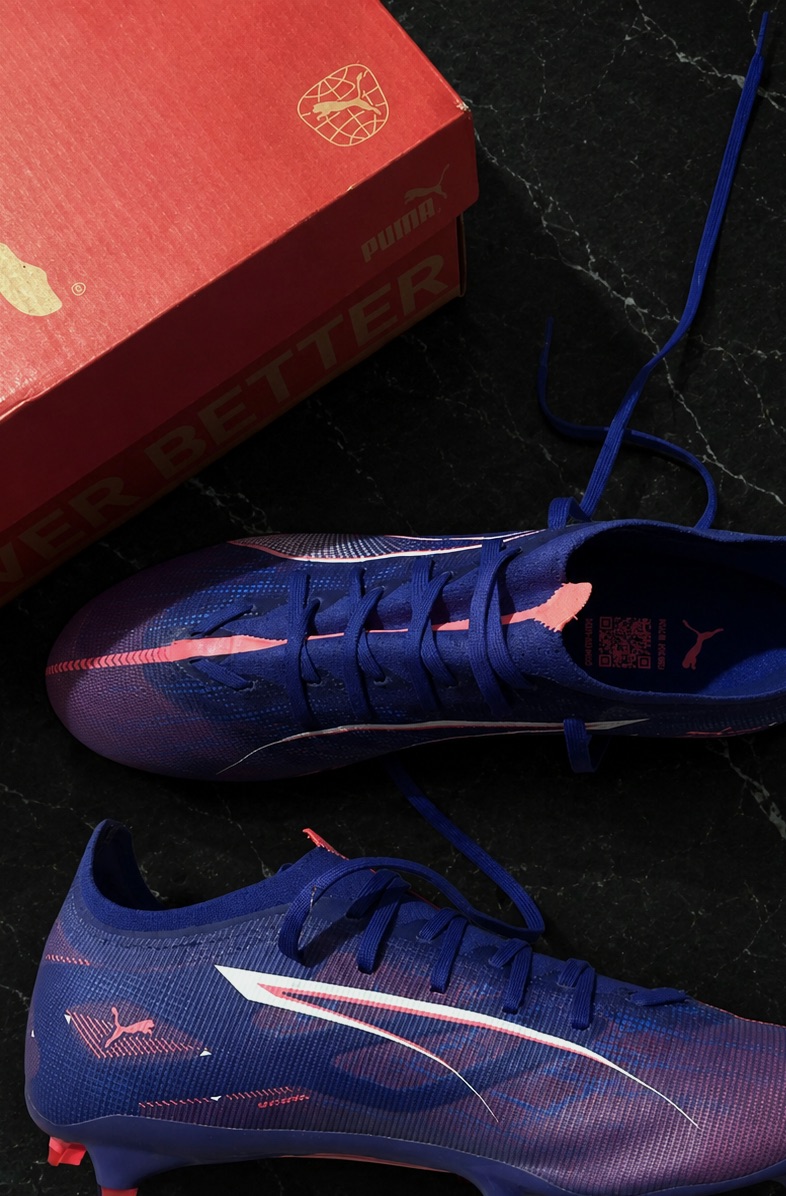Chaussures de football Puma Ultra bleues et roses – Puma – taille EU 41 2