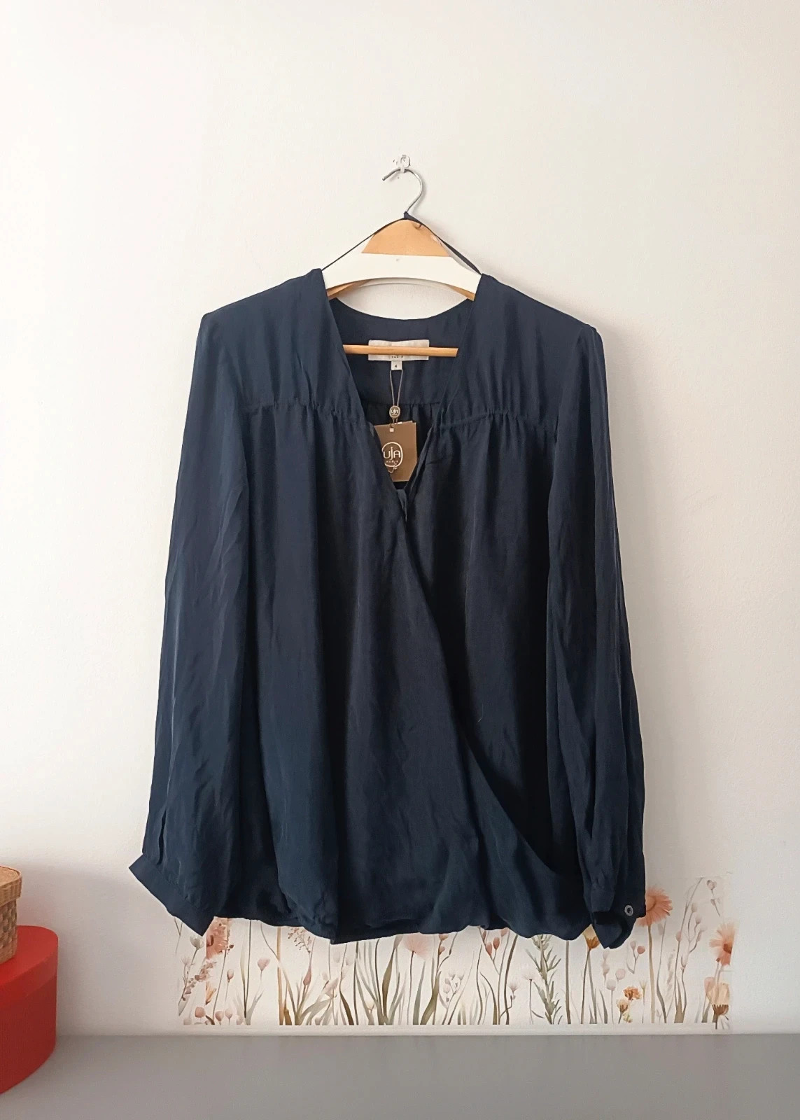 Blusa Cruzada de la Marca Francesa Un Jour Ailleurs T.XL.