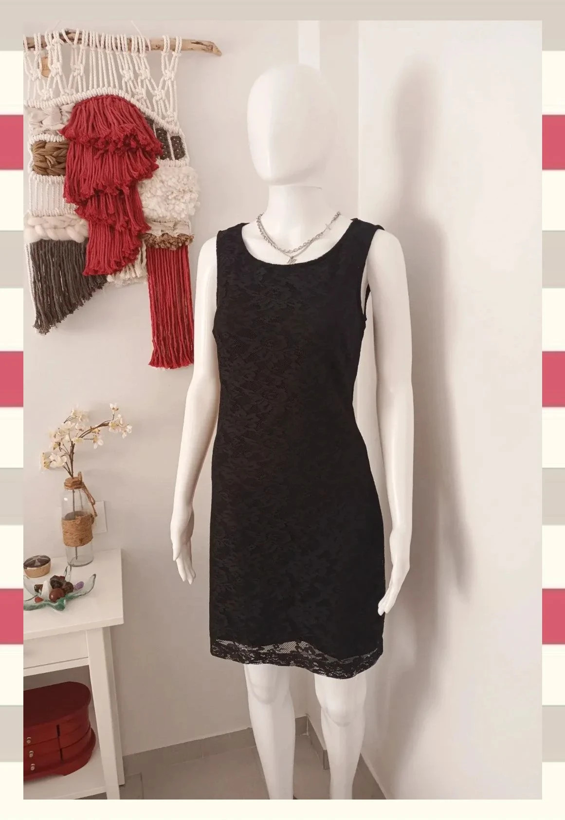 Vestido corto de Encaje Negro edc by Esprit T.S.