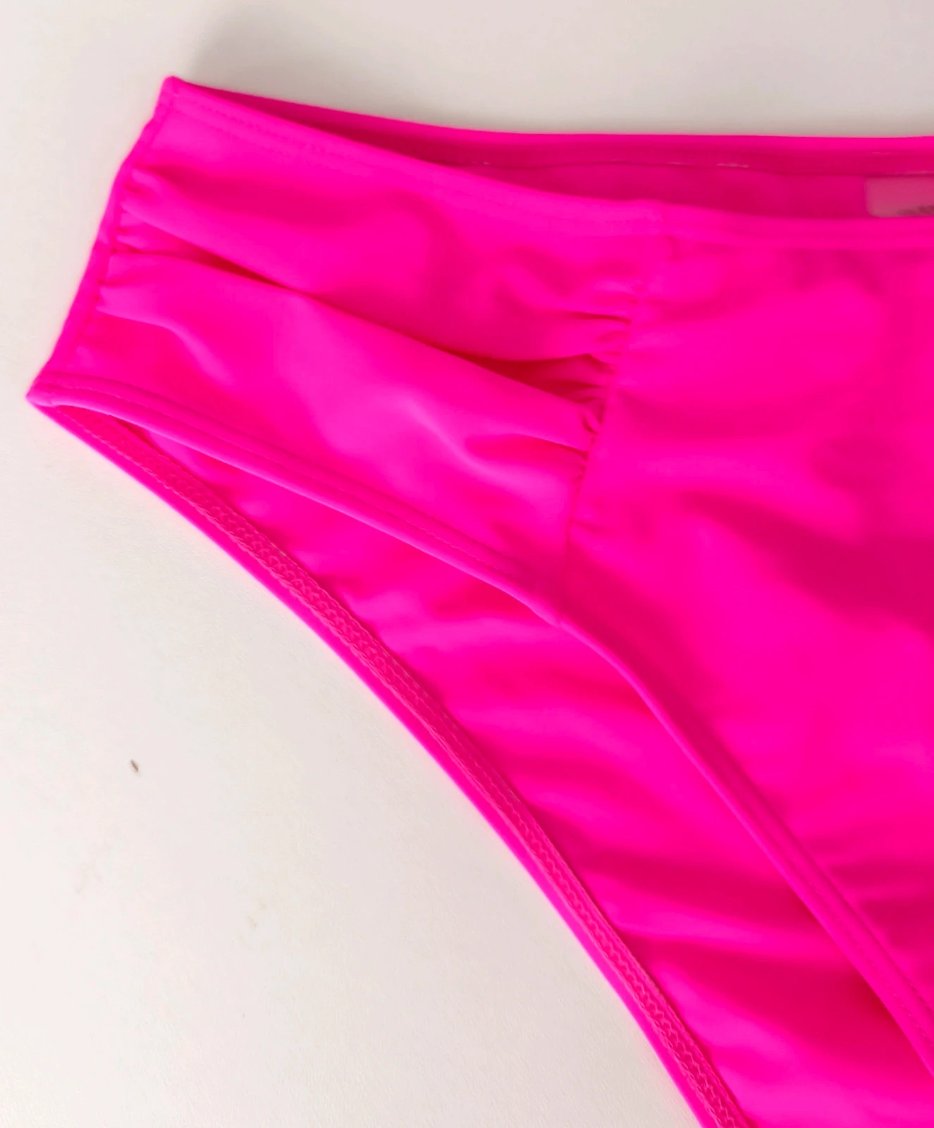 Bikini Rosa Fucsia Neón Nuevo Sin Usar T.L – La Boutique – taille L / 40 / 12 4