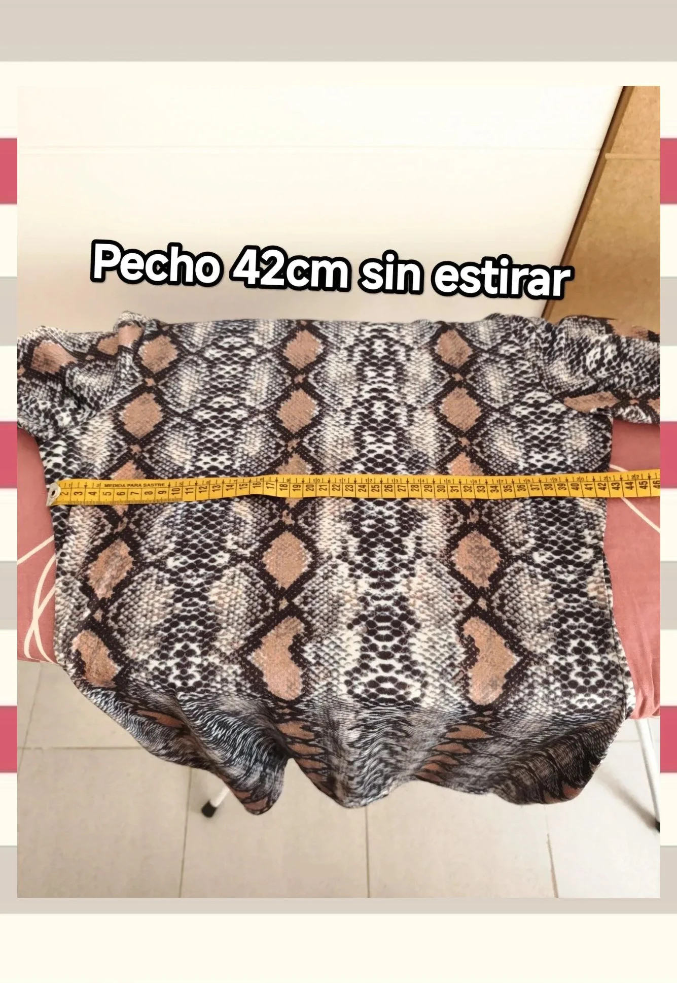 Elegante y festivalero vestido snake bodycon – La Boutique – taille M / 38 / 10 5