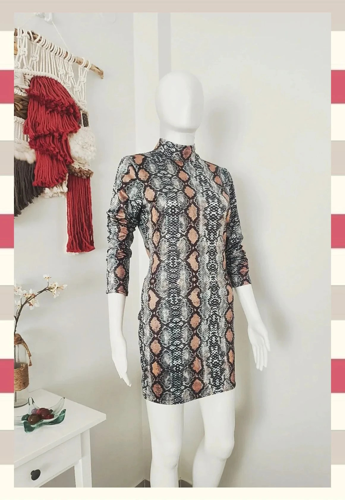 Elegante y festivalero vestido snake bodycon