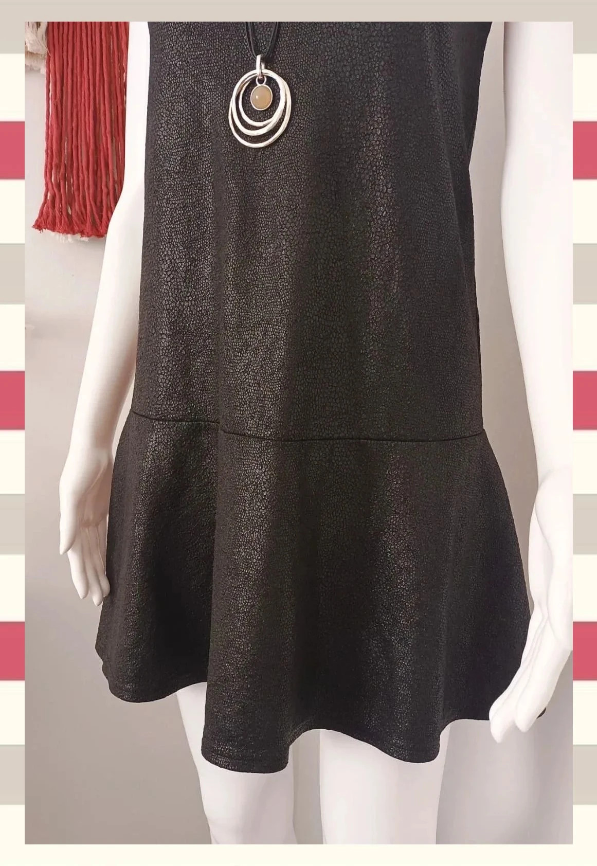 Mini vestido de fiesta relieve/textura – Reserved – taille S / 36 / 8 4