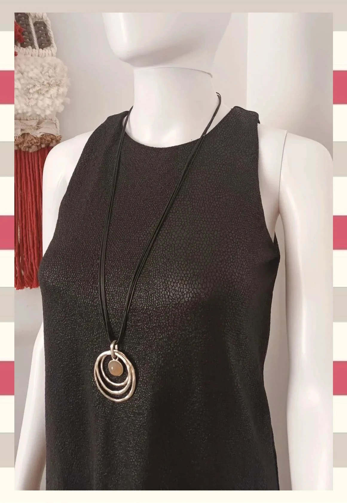 Mini vestido de fiesta relieve/textura – Reserved – taille S / 36 / 8 5