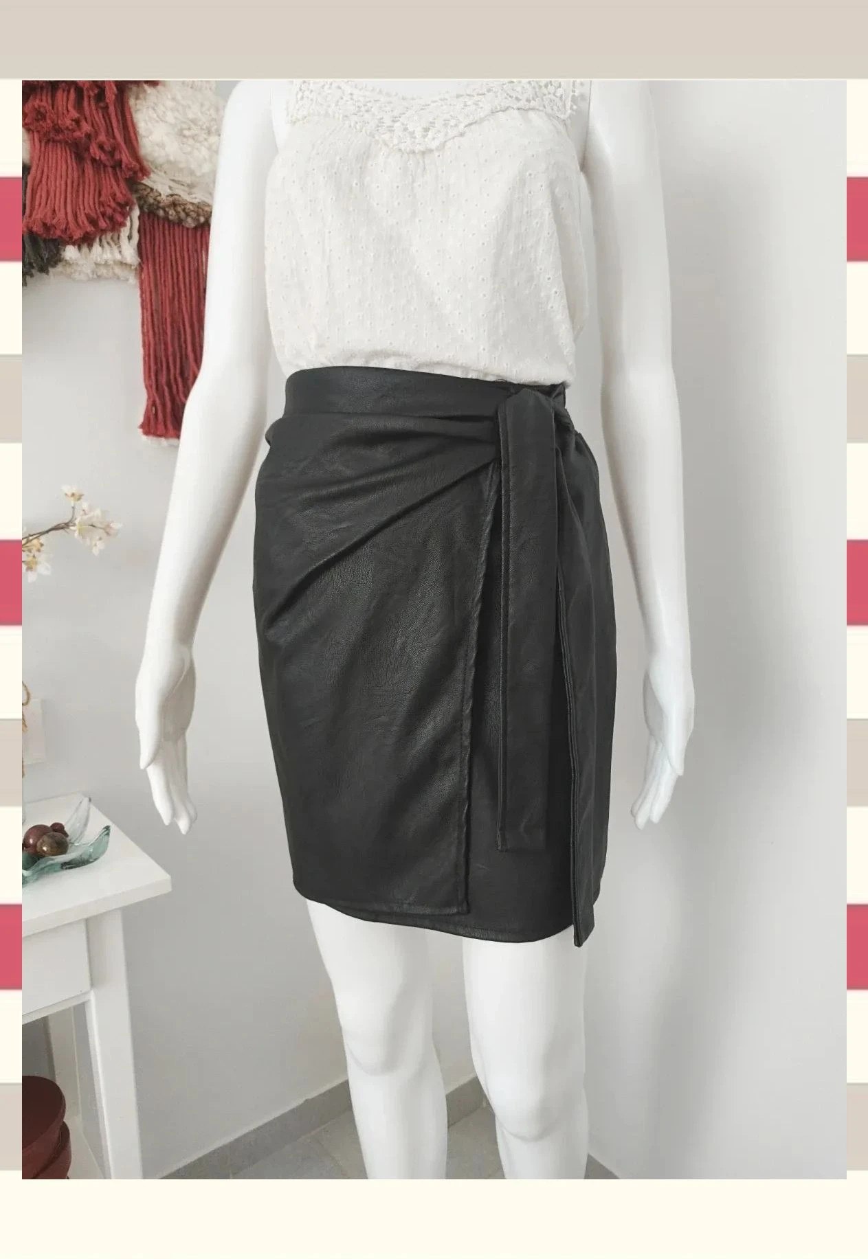 Minifalda Cruzada Efecto Cuero (Made un Italy) – M-Made in Italy – taille S / 36 / 8