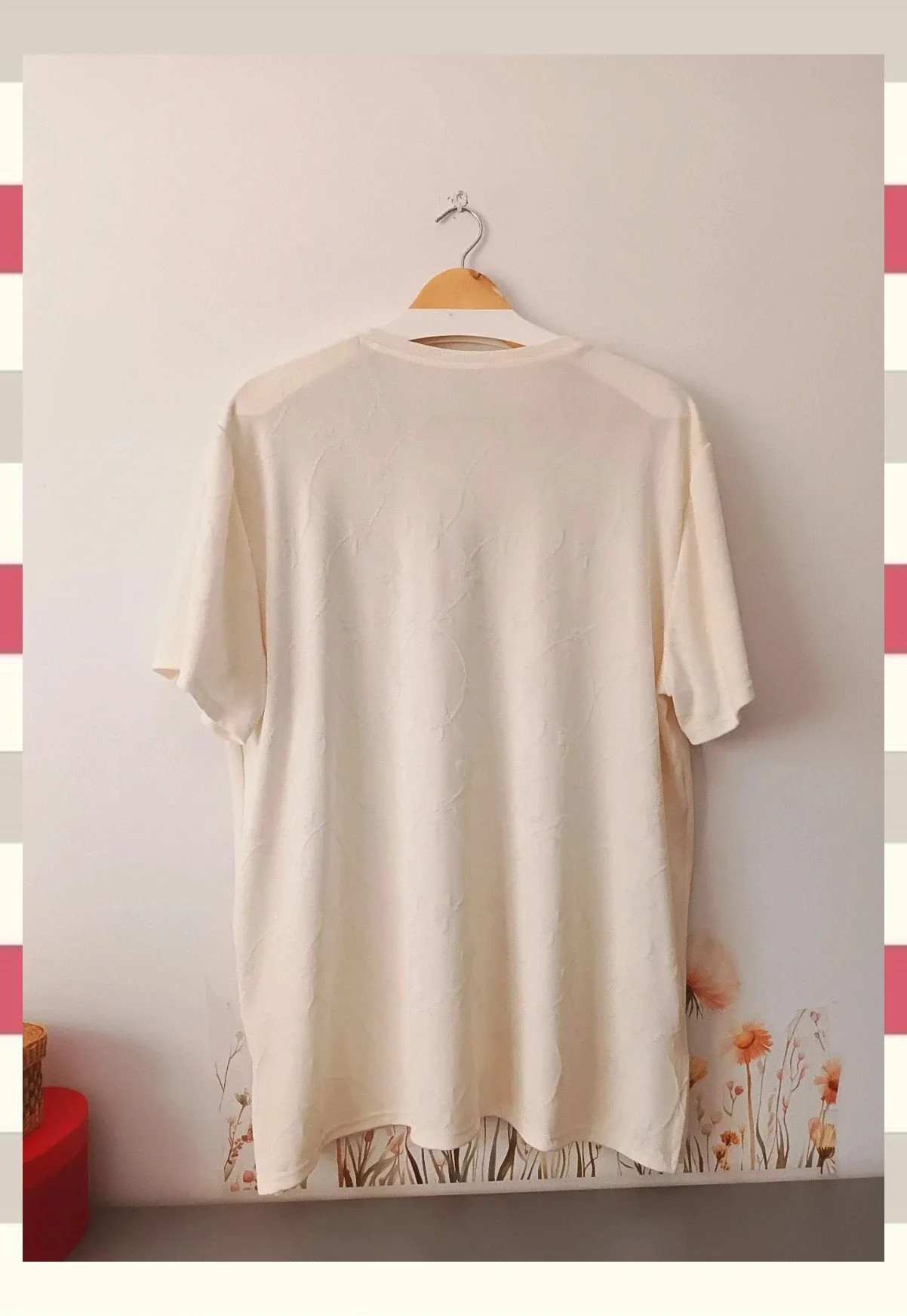 Camiseta texturizada con relieve floral en Blanco Roto T.44/46 – Vintage Boutique – taille XXXL / 46 / 18 2