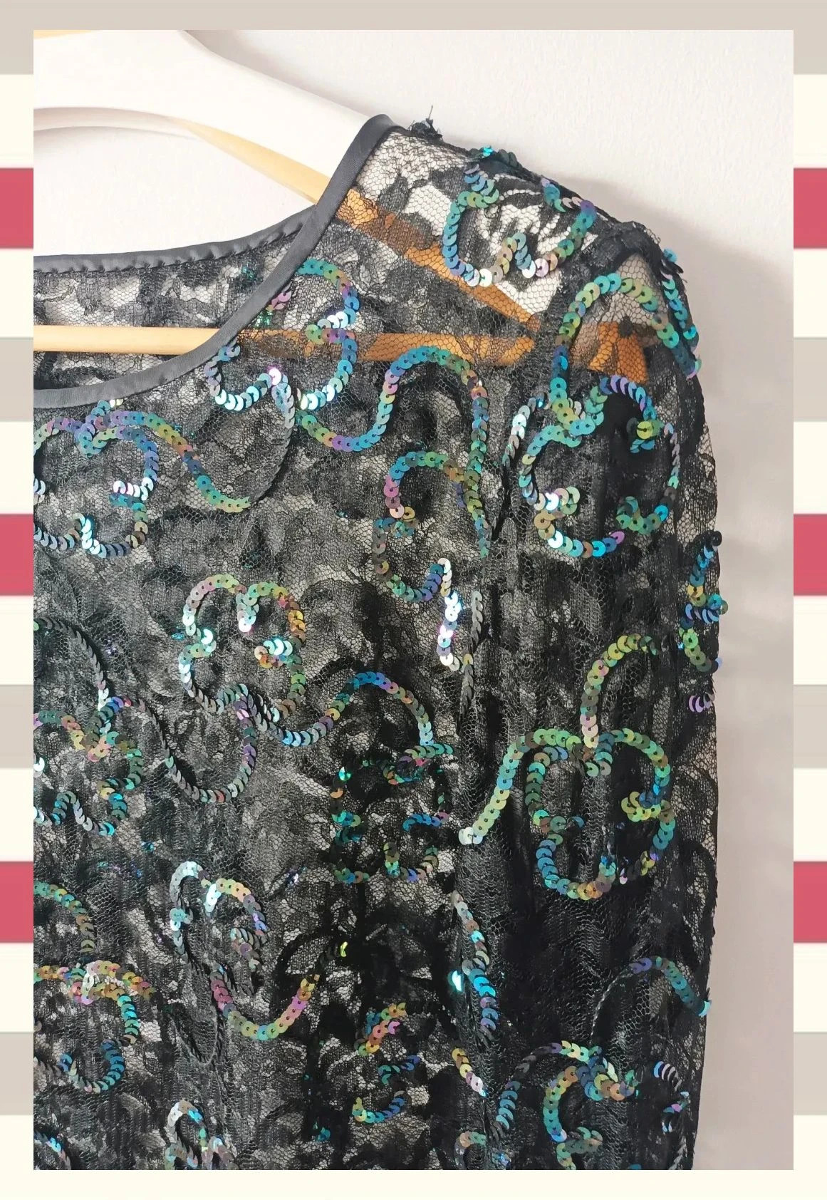 Blusa de Encaje Negra con Lentejuelas Tornasoladas – Vintage Boutique – taille M / 38 / 10 4