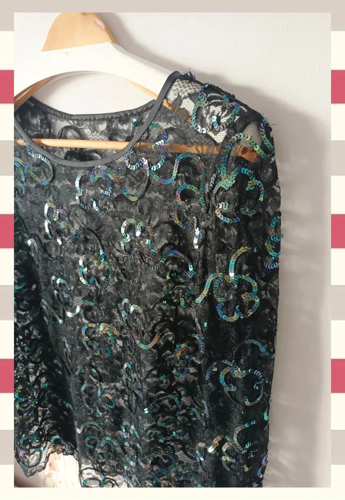 Blusa de Encaje Negra con Lentejuelas Tornasoladas – Vintage Boutique – taille M / 38 / 10 5