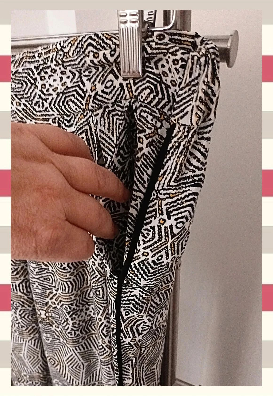 Pantalón fluido con estampado Geometrico By JOY T. L/xL – By Joy – taille XL / 42 / 14 3