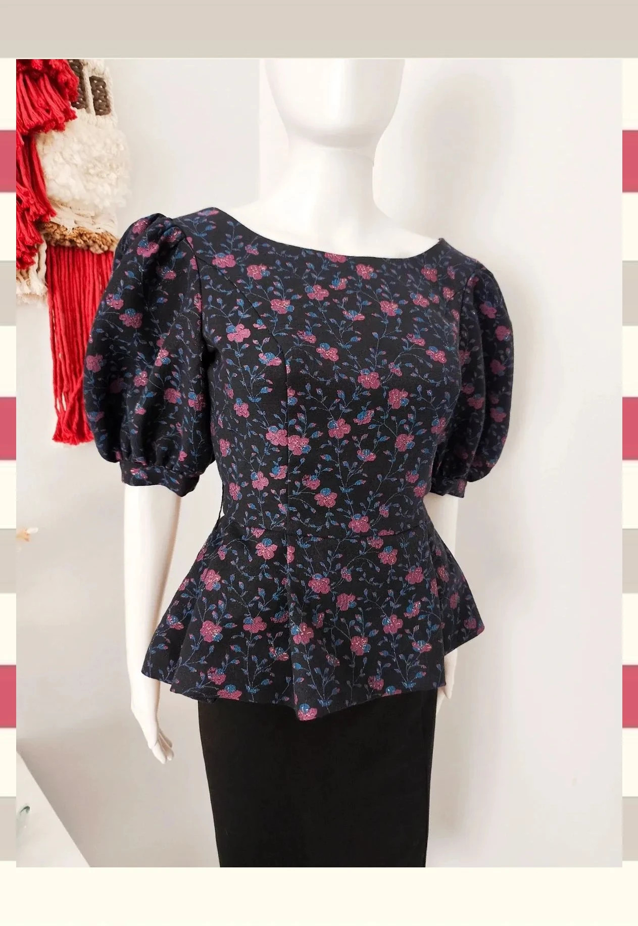 Elegante Top Peplum Vintage con detalles metalizados T.M – Carlo Pascual – taille M / 38 / 10 2