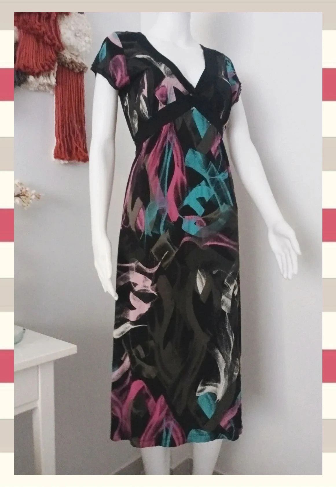 Vestido Midi Print Abstracto Marca Protest T.M. – Protest – taille M / 38 / 10 5