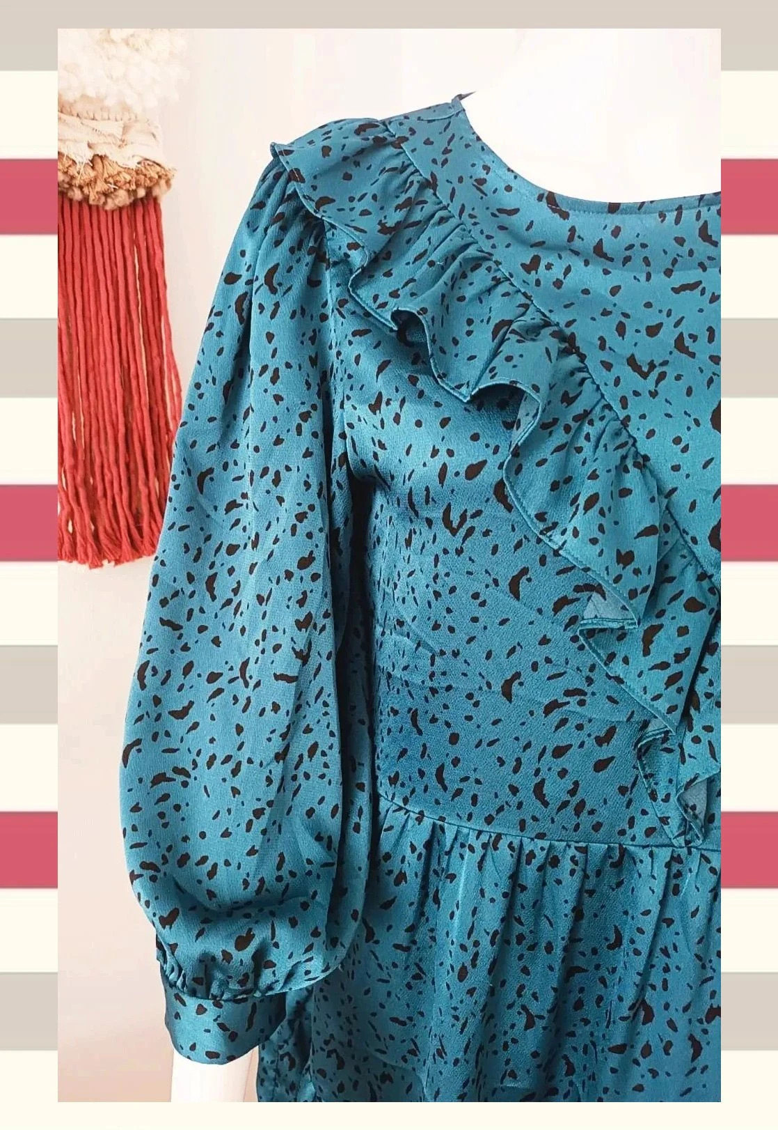 Vestido mini Zara Satinado con volantes y manga abullonada T. L – Zara – taille L / 40 / 12 4